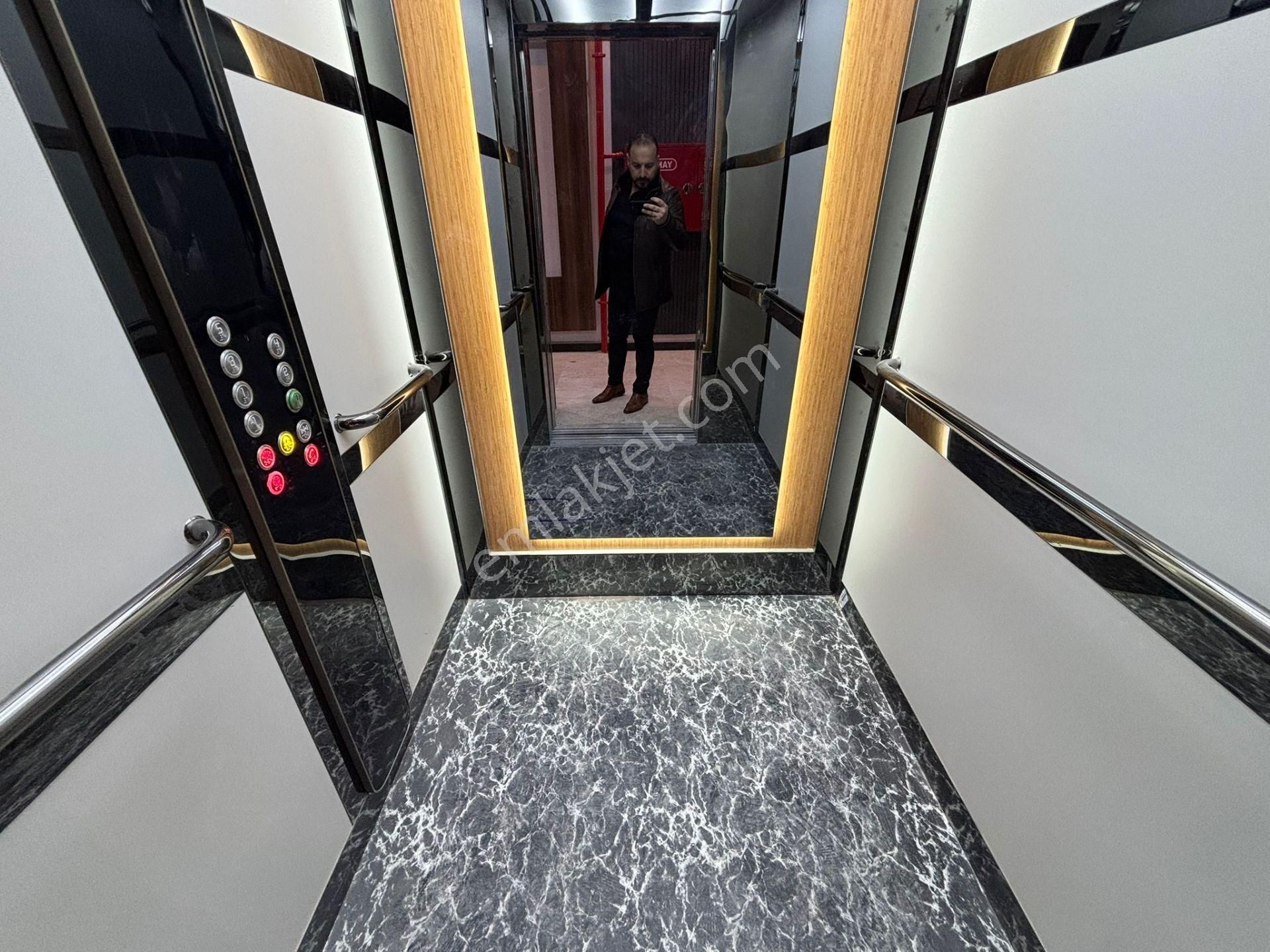 **eryıldız İnşaat'tan**acill Çerkezköy Belediyesi Yanı Çarşı İçinde İskanlı Lüks 1+1 - Görsel 32