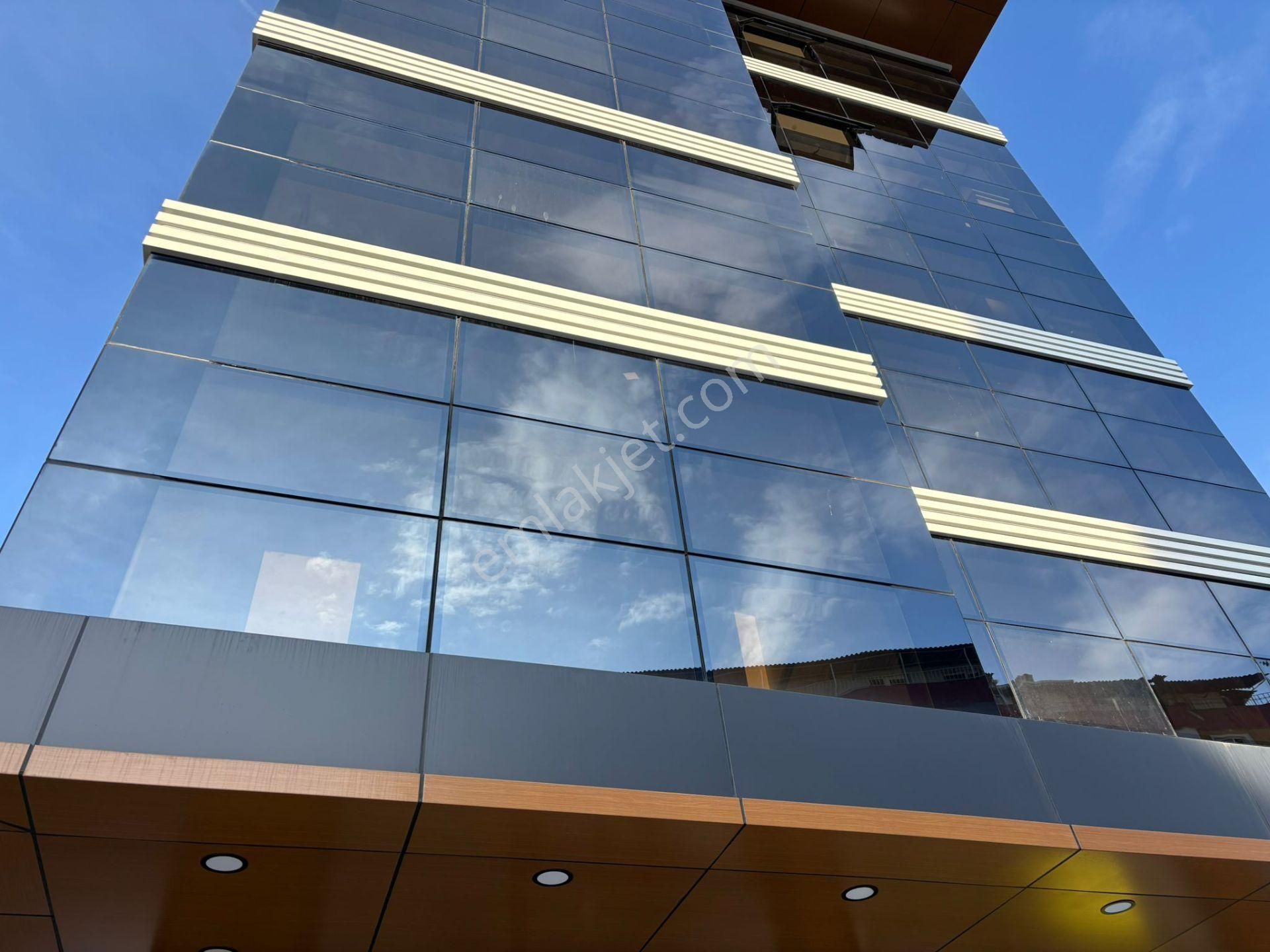 **eryıldız İnşaat'tan**acill Çerkezköy Belediyesi Yanı Çarşı İçinde İskanlı Lüks 1+1