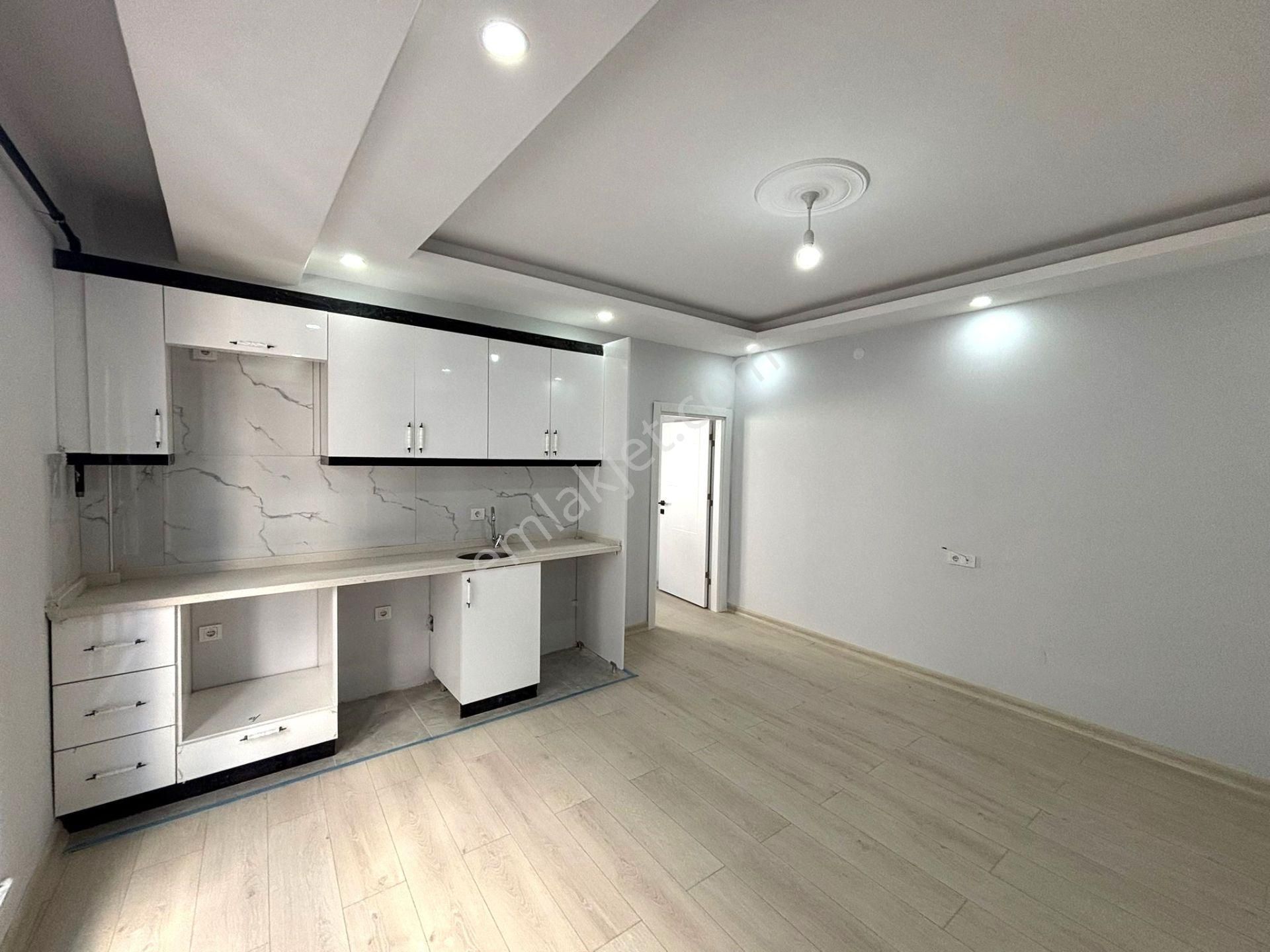 **eryıldız İnşaat'tan**merkezi Konumda İskanlı Kapalı Otoparklı Lüks 1+1** - Görsel 9