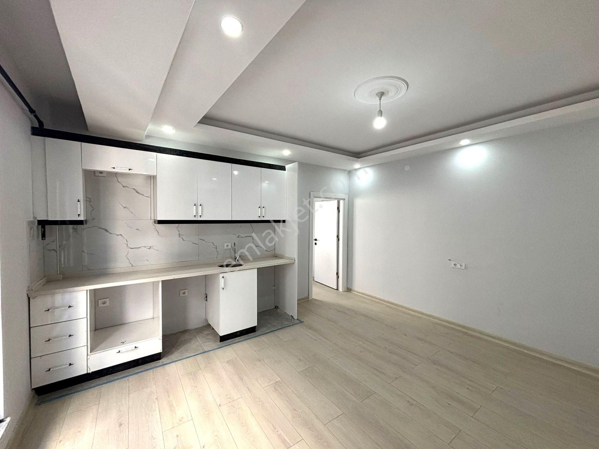 **eryıldız İnşaat'tan**merkezi Konumda İskanlı Kapalı Otoparklı Lüks 1+1** - Görsel 11