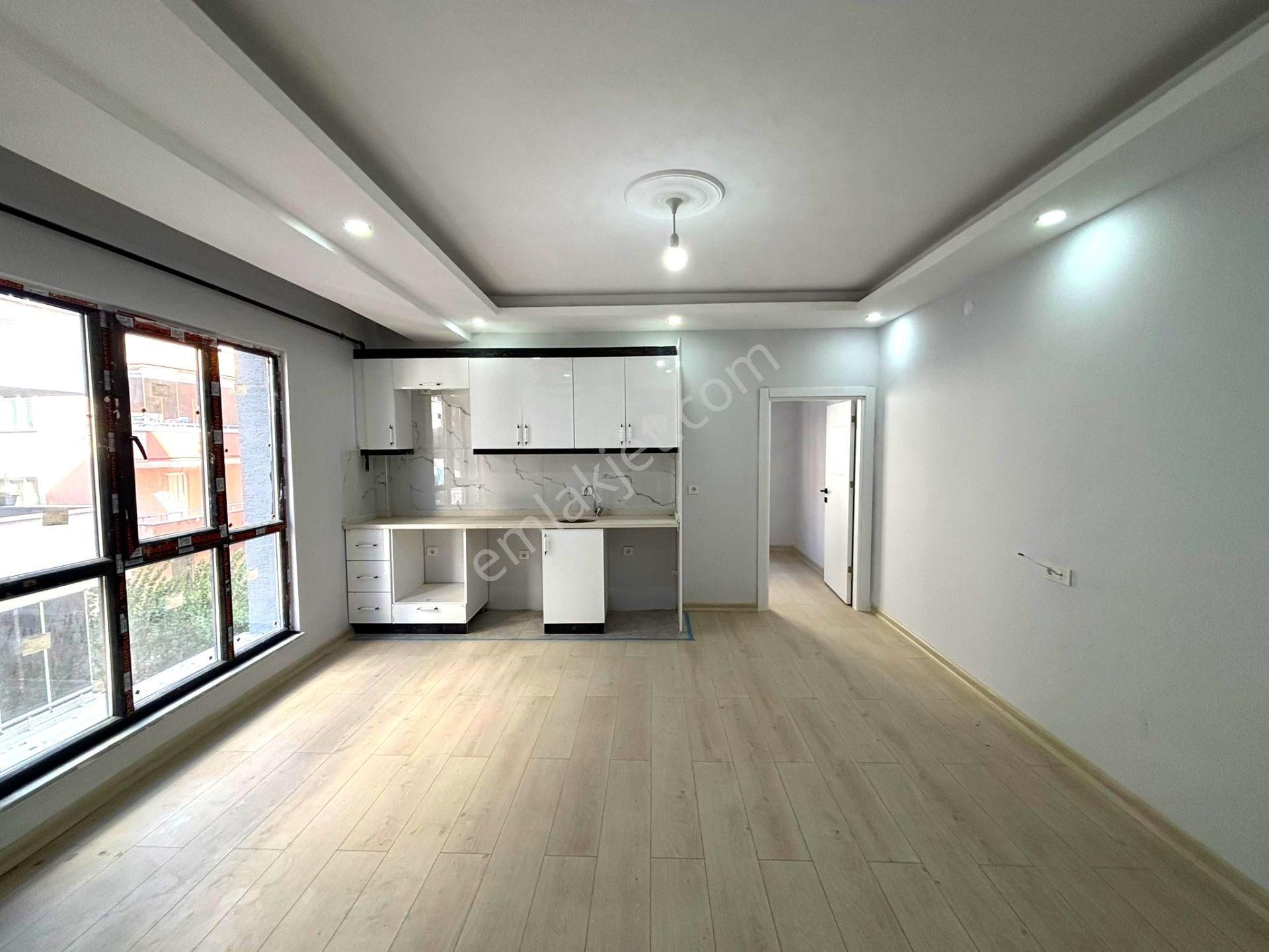 **eryıldız İnşaat'tan**merkezi Konumda İskanlı Kapalı Otoparklı Lüks 1+1** - Görsel 3