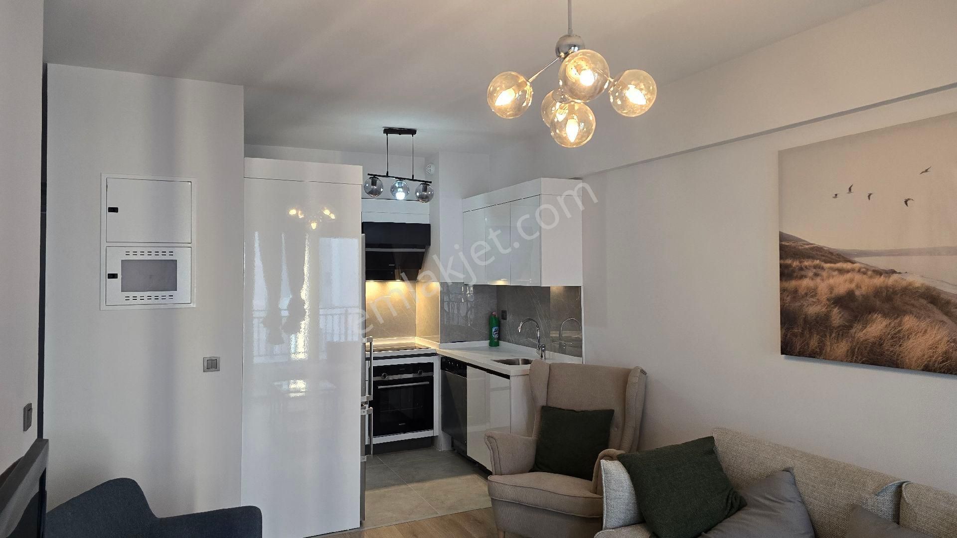 Sahibinden Adnan Kah. Metro 300 Mt Valizini Al Gel - Görsel 13