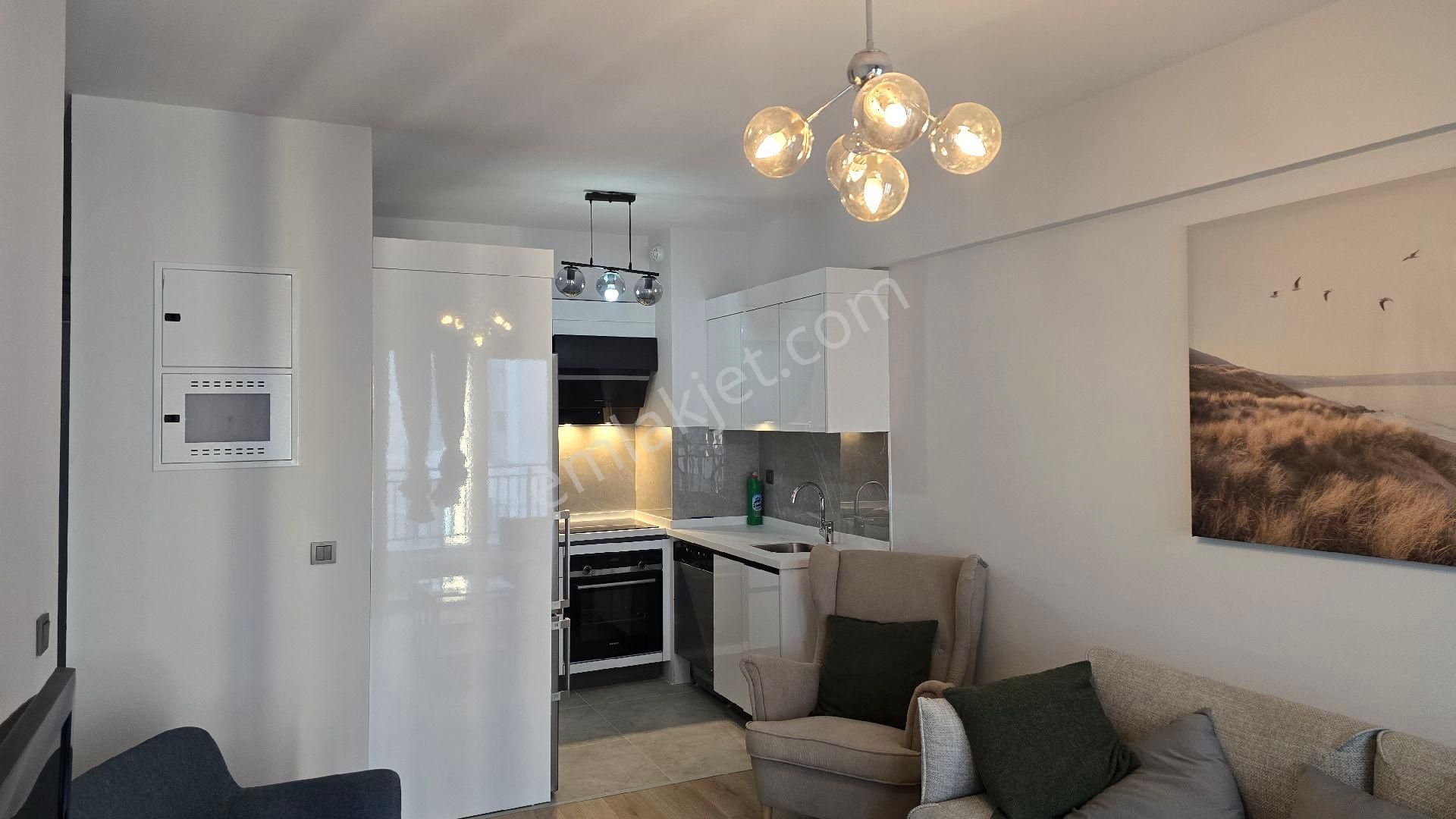 Sahibinden Adnan Kah. Metro 300 Mt Valizini Al Gel - Görsel 14