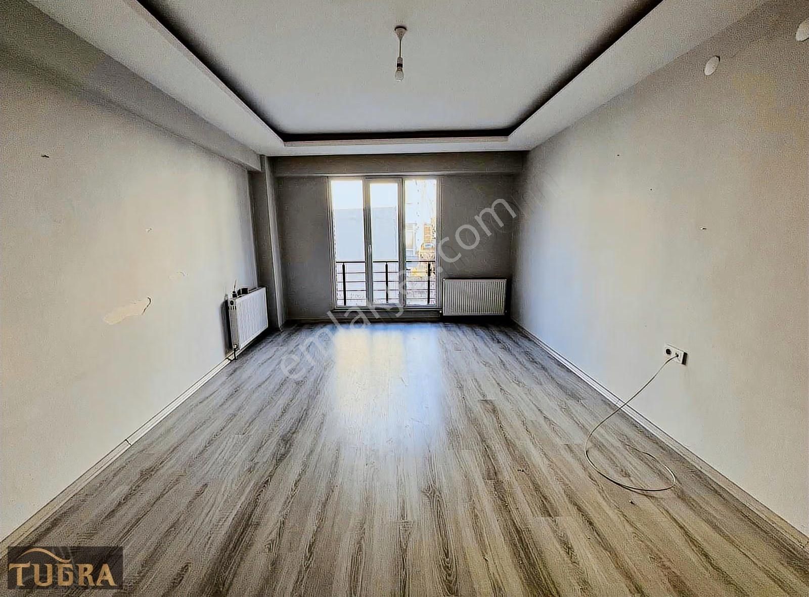 Tuğradan Reşadiye'de Geniş 2+1 4 Yıllık İskanlı Satılık Daire - Görsel 8