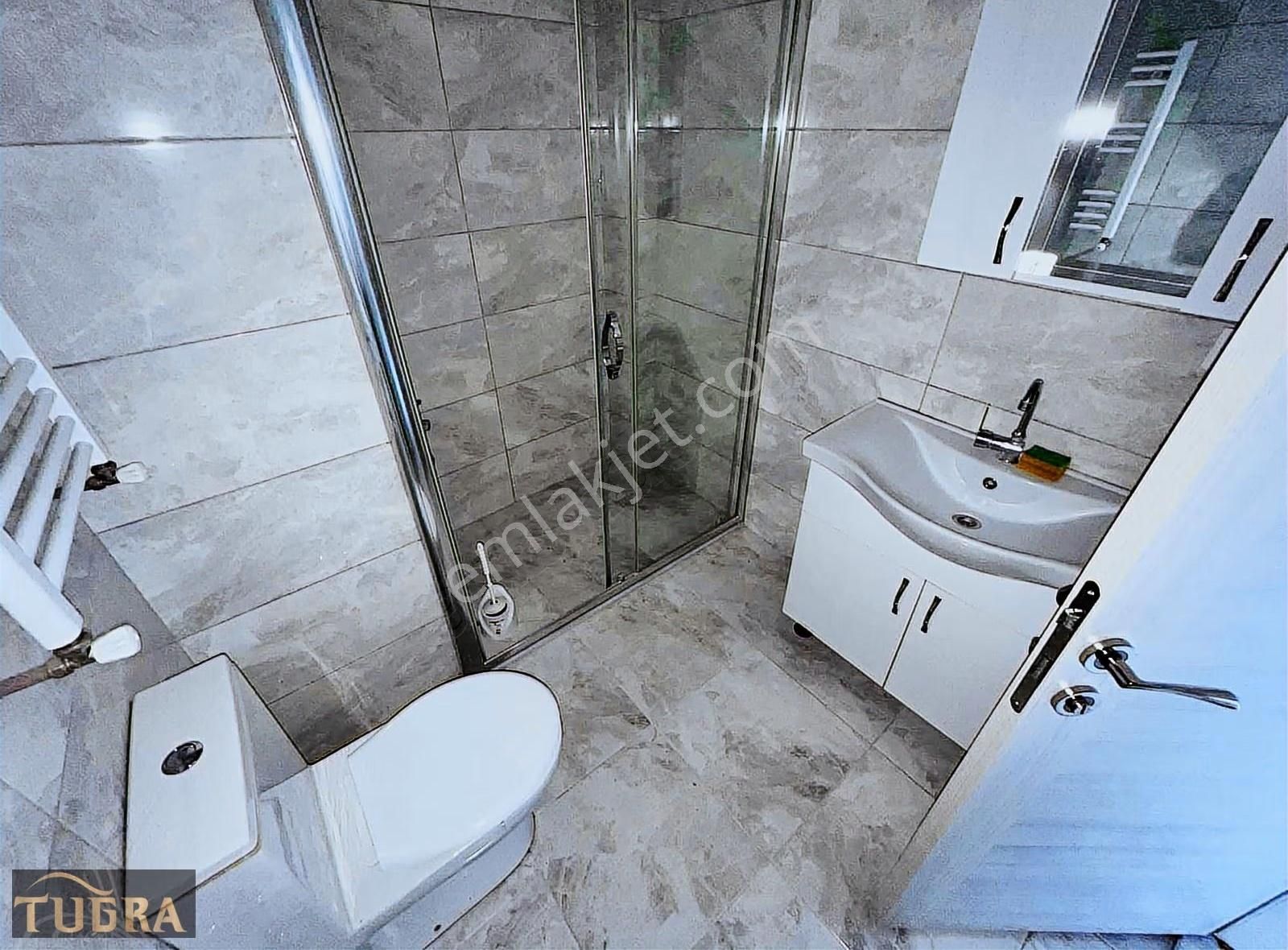 Tuğradan Reşadiye'de Geniş 2+1 4 Yıllık İskanlı Satılık Daire - Görsel 11