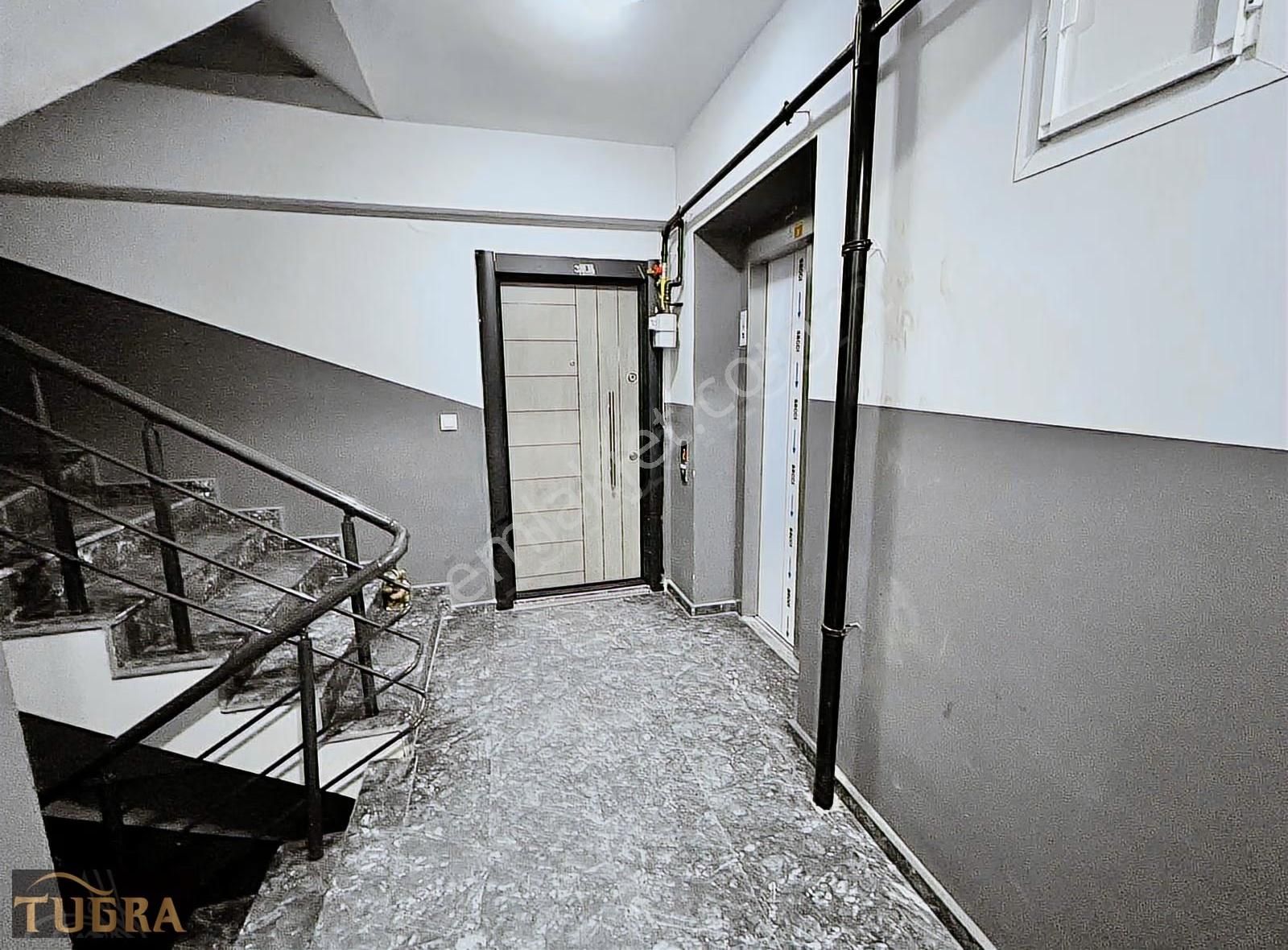 Tuğradan Reşadiye'de Geniş 2+1 4 Yıllık İskanlı Satılık Daire - Görsel 5