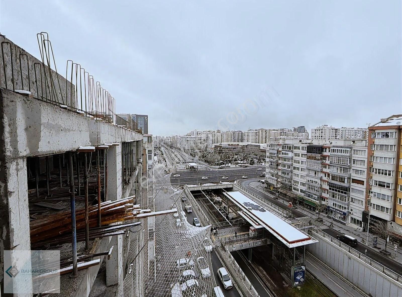 Mükemmel Lokasyonlu Sivas Caddesi Üzeri Geniş 3+1 Kiralık Daire - Görsel 10