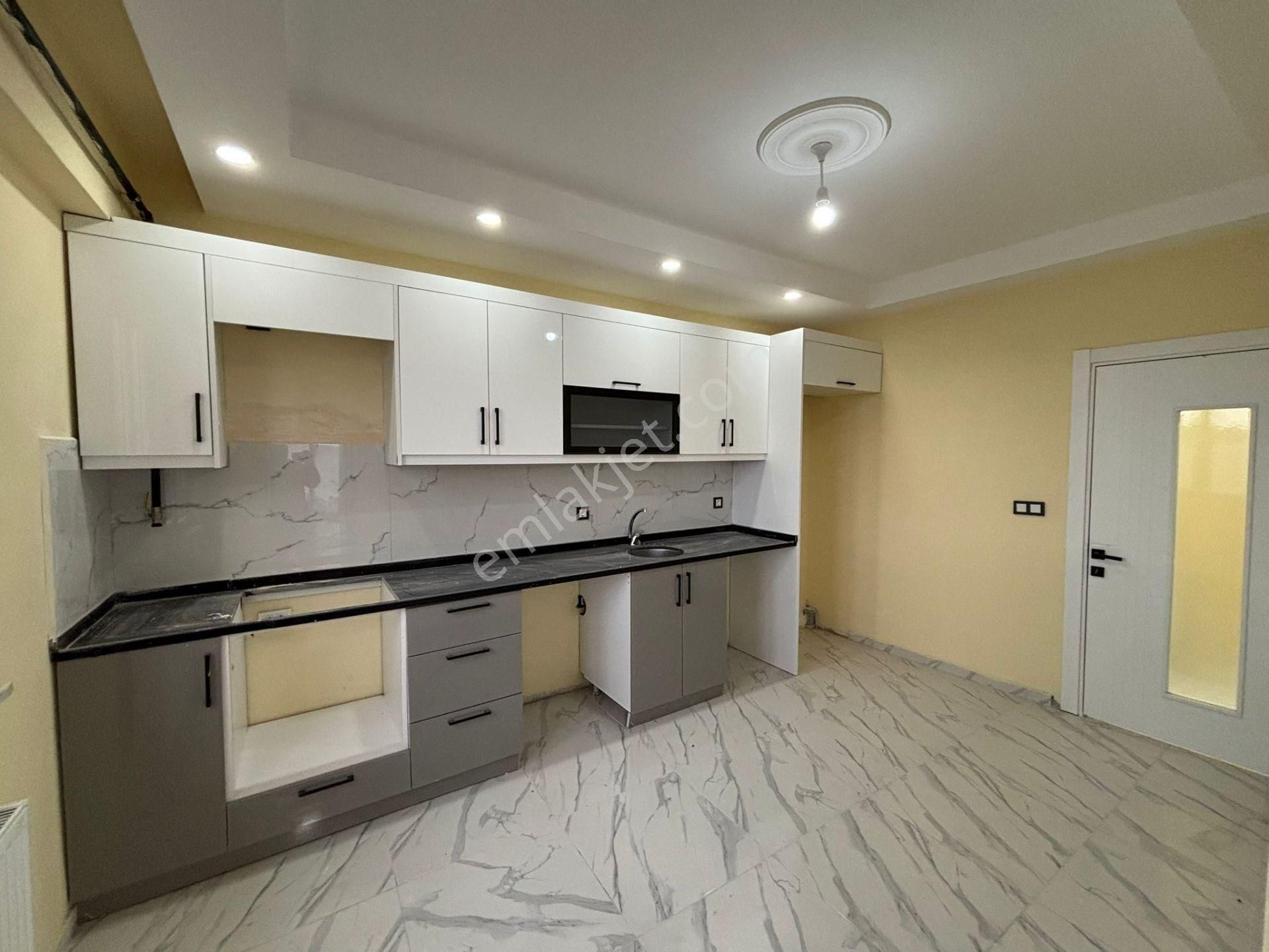 **eryıldız İnşaat'an**şehir Merkezinde**iskanlı 145m2 Lüks 3+1** - Görsel 2