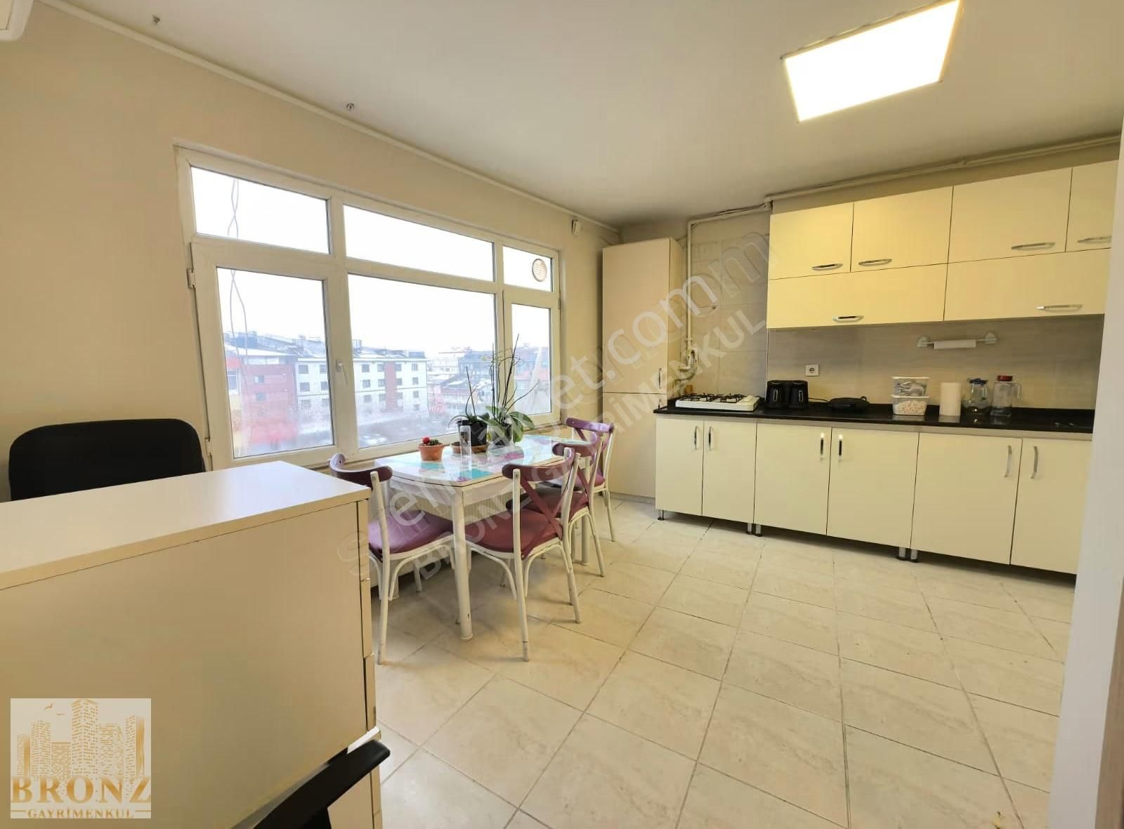 Çarşı Metro Karşısı Eşyalı Kiralık 150m2 Ofis , Asansörlü,4.kat - Görsel 11