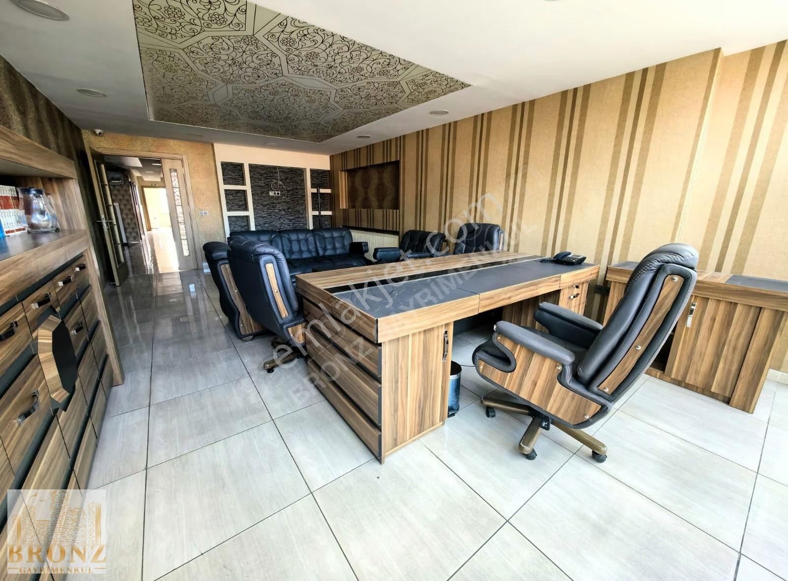 Çarşı Metro Karşısı Eşyalı Kiralık 150m2 Ofis , Asansörlü,4.kat - Görsel 32