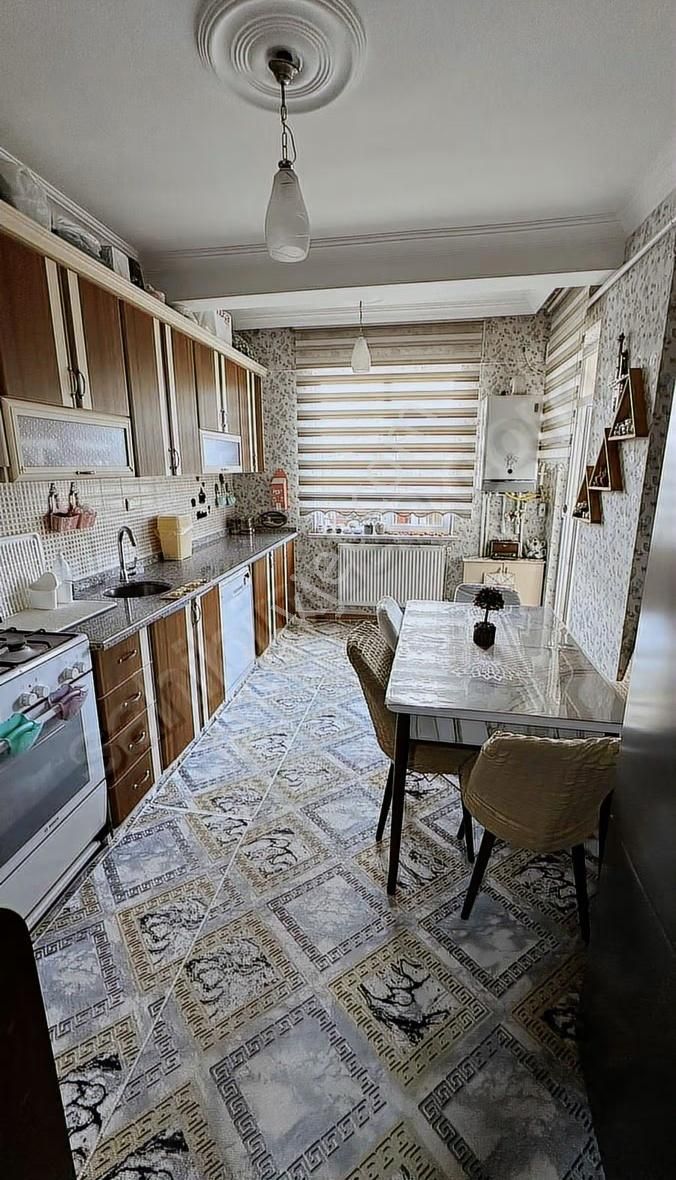 Sancak Mta Arkası Satılık 3+1 Daire, 130m² Net, Kiracılı - Görsel 13