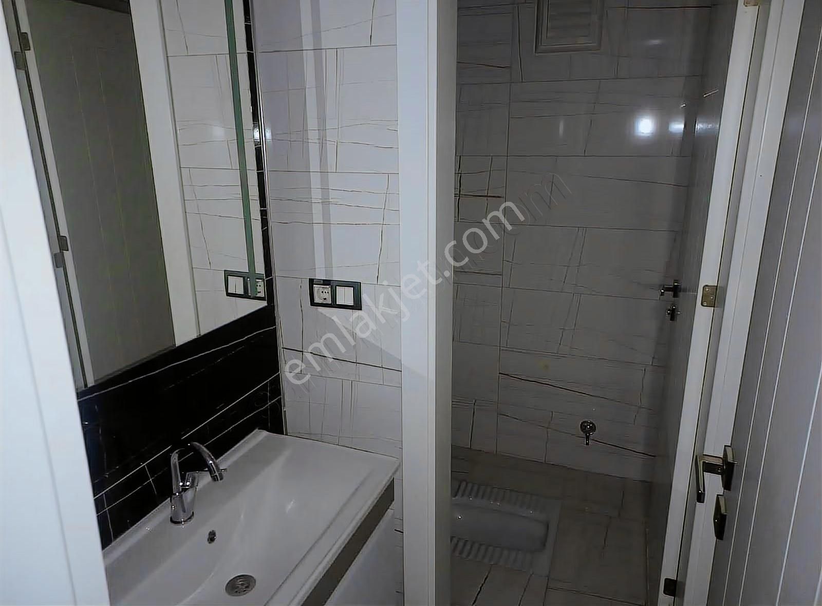 Real E Yürüme Mesafesinde Kiralık Lüks 3+1 Daire (135m² Net) - Görsel 11