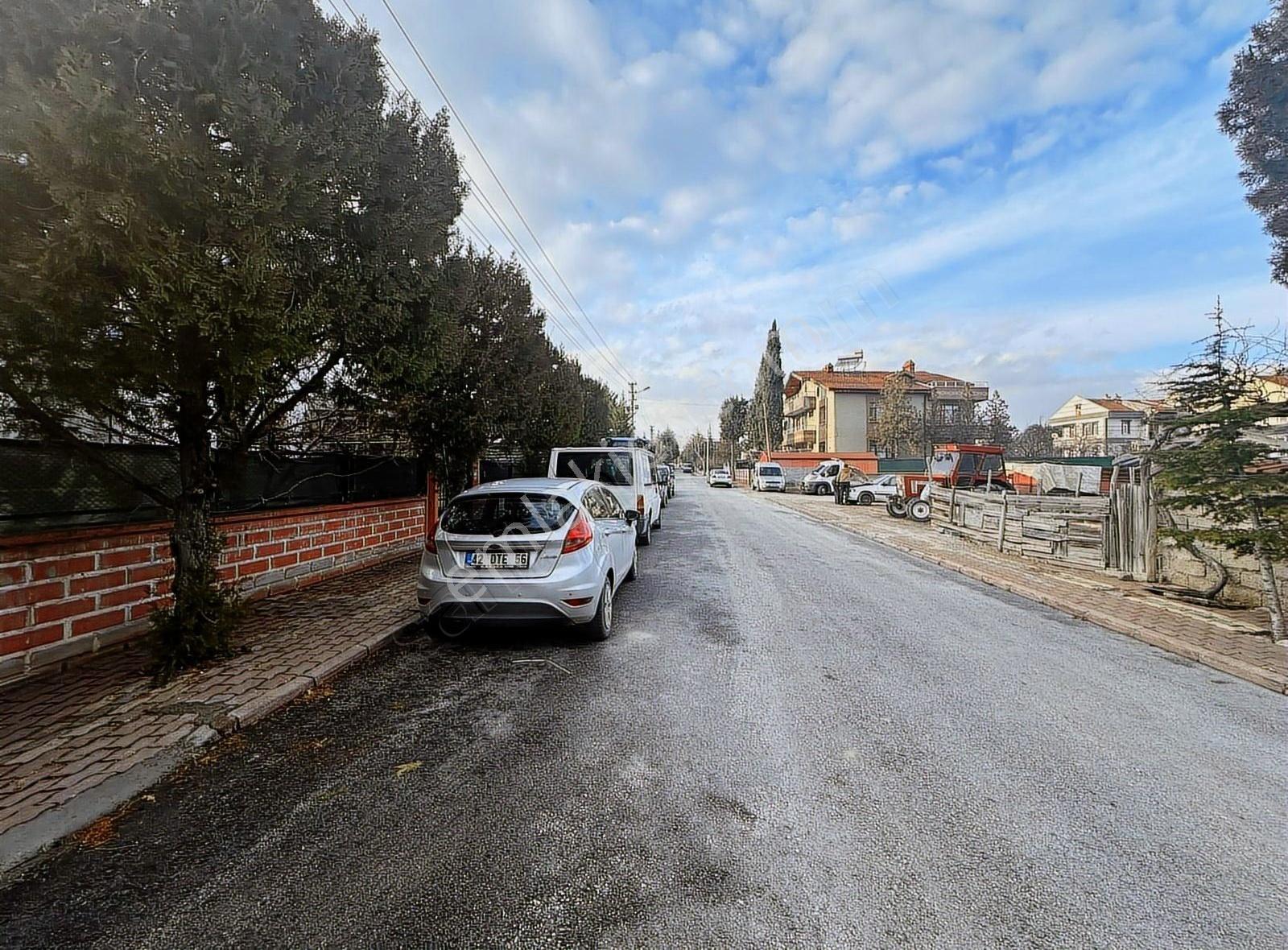 Erenköy De Satılık 7+1 Tribleks Villa 190 Net Bahçeli Otoparklı - Görsel 4
