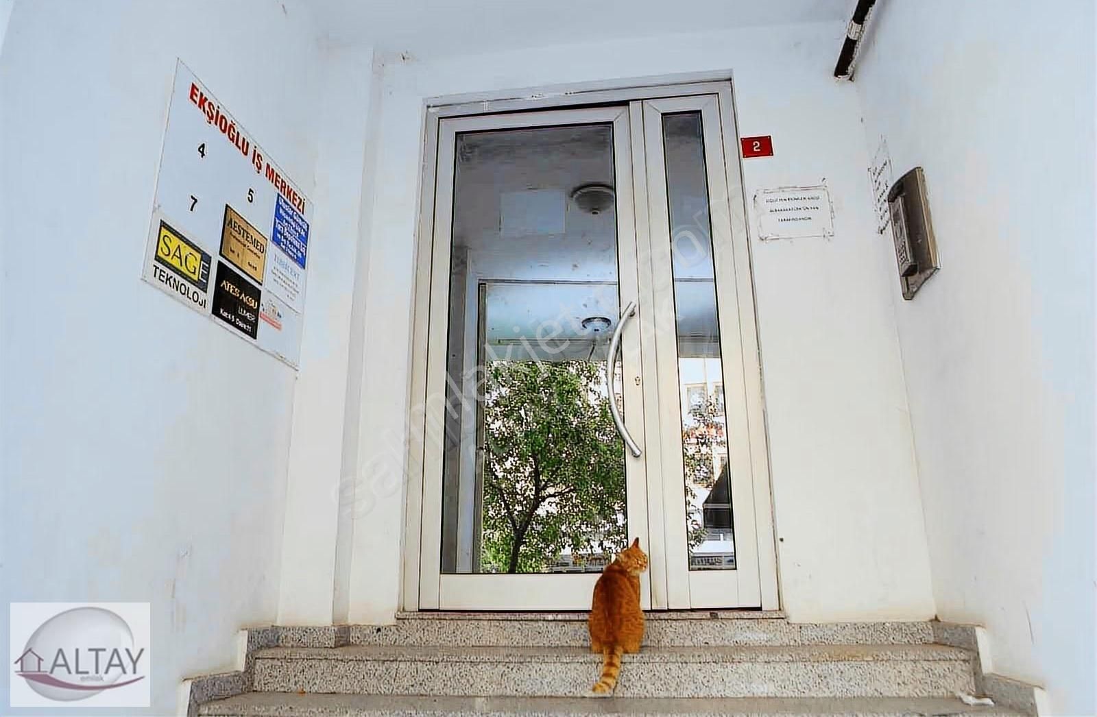 Küçükbakkalköy Prestij Caddesi Girişinde 2+2 Dubleks 55.000tl - Görsel 8