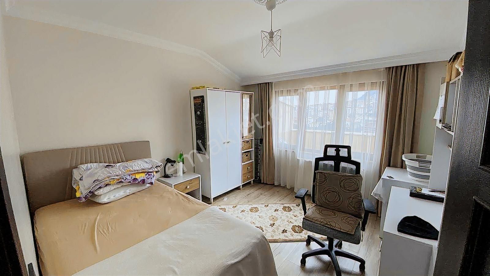 Altın Emlaktan Full Eşyalı Deniz Manzaralı 2+1 Kiralık Daire - Görsel 5