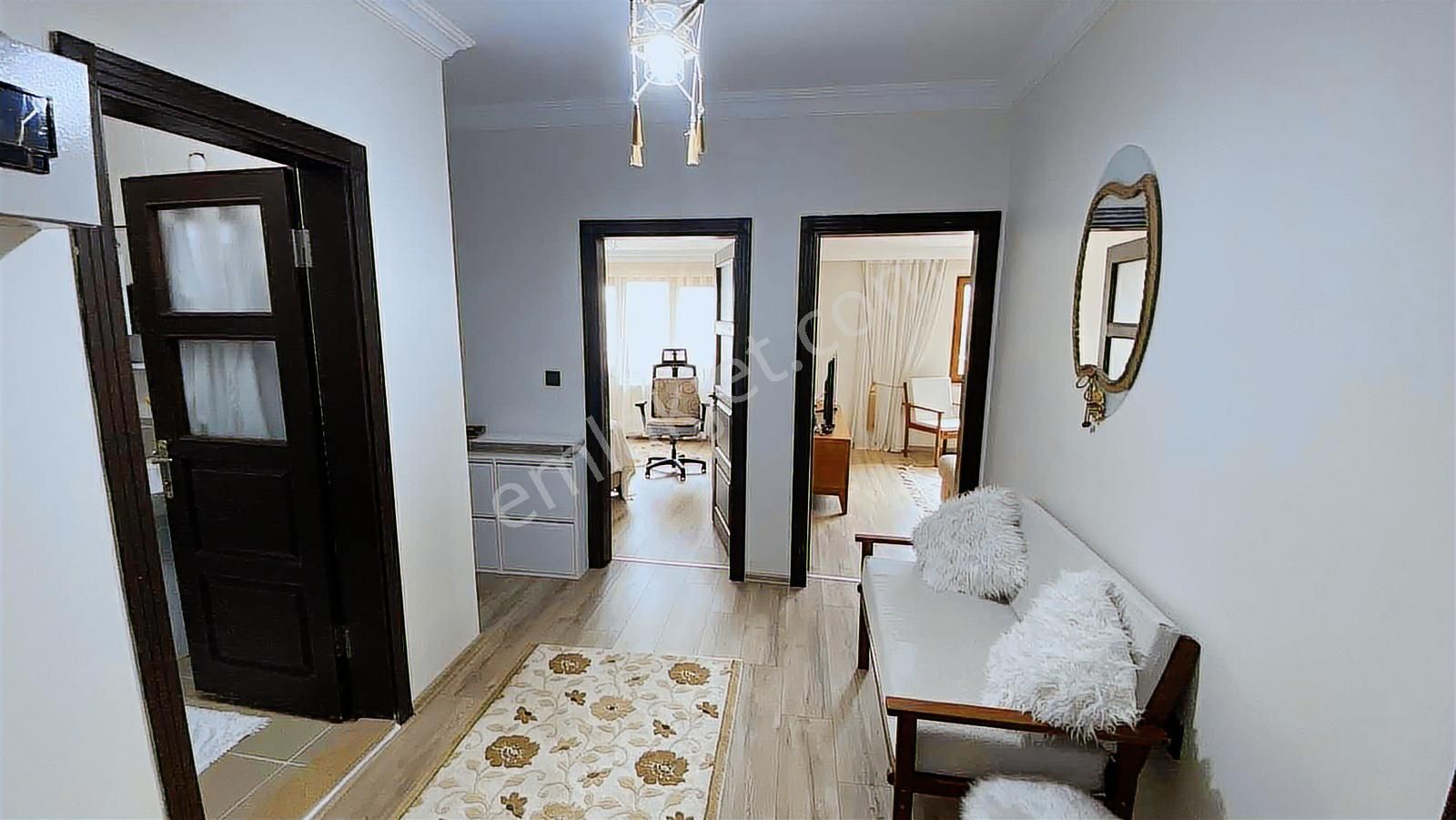 Altın Emlaktan Full Eşyalı Deniz Manzaralı 2+1 Kiralık Daire - Görsel 7