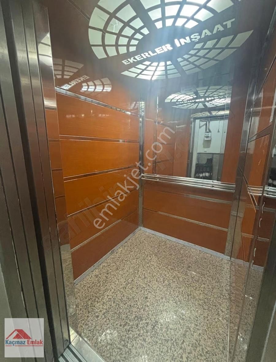 Sancaktepe Fatih Mah. Oldukça Geniş Kullanışlı Satılık 3+1 Daire - Görsel 6