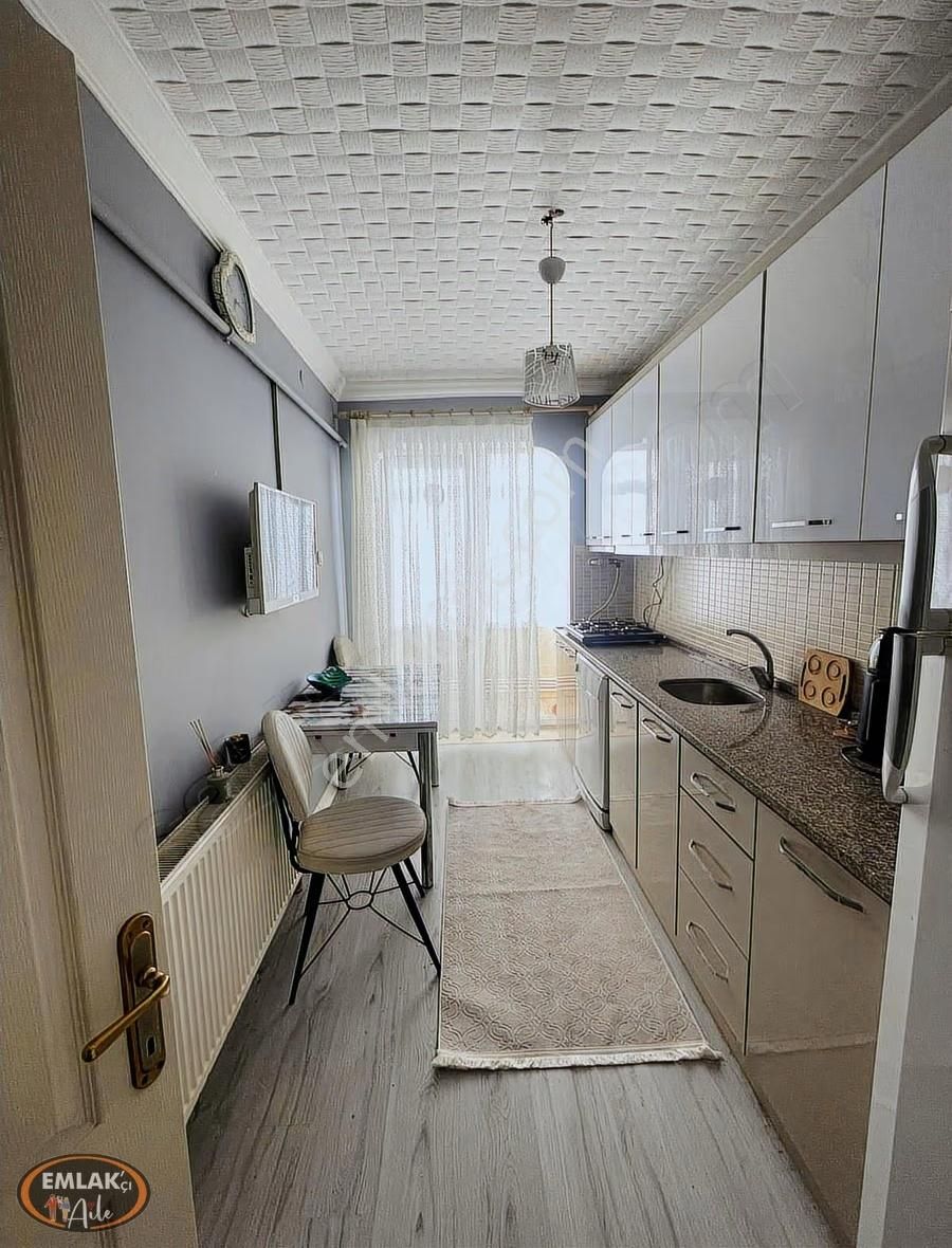 Kapalı Pazar Yerinin Karşısında Eşyalı Kiralık Daire - Görsel 31