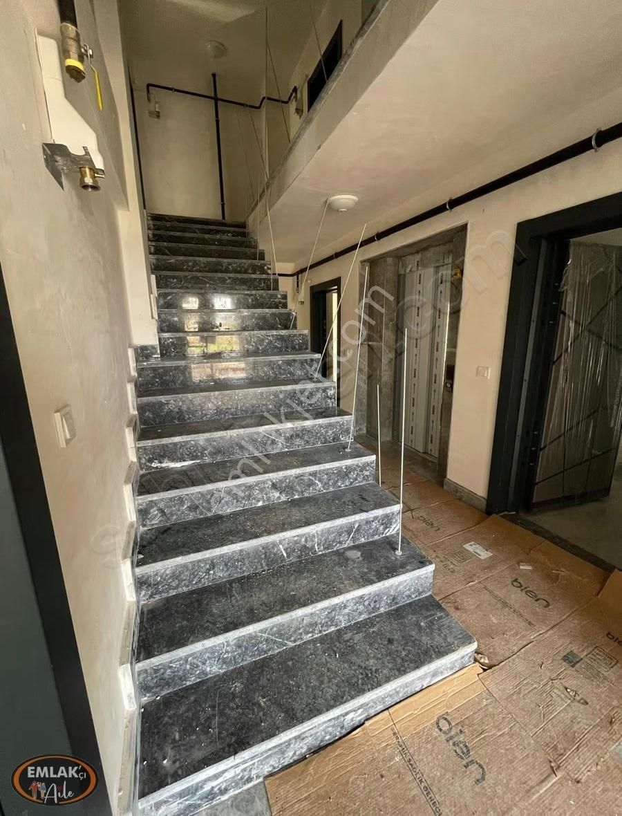 Bandırma'da Yatırımlık Ve Oturuma Hazır Sıfır 1+1 Daire - Görsel 15