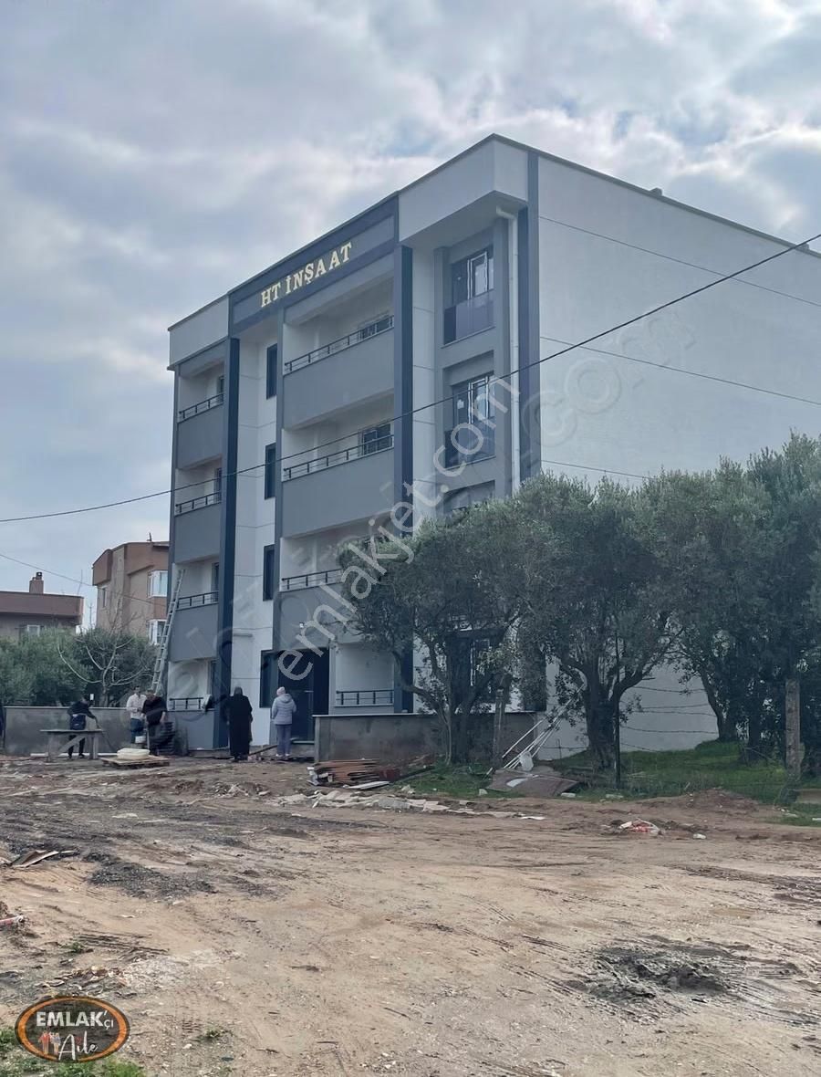 Bandırma'da Yatırımlık Ve Oturuma Hazır Sıfır 1+1 Daire
