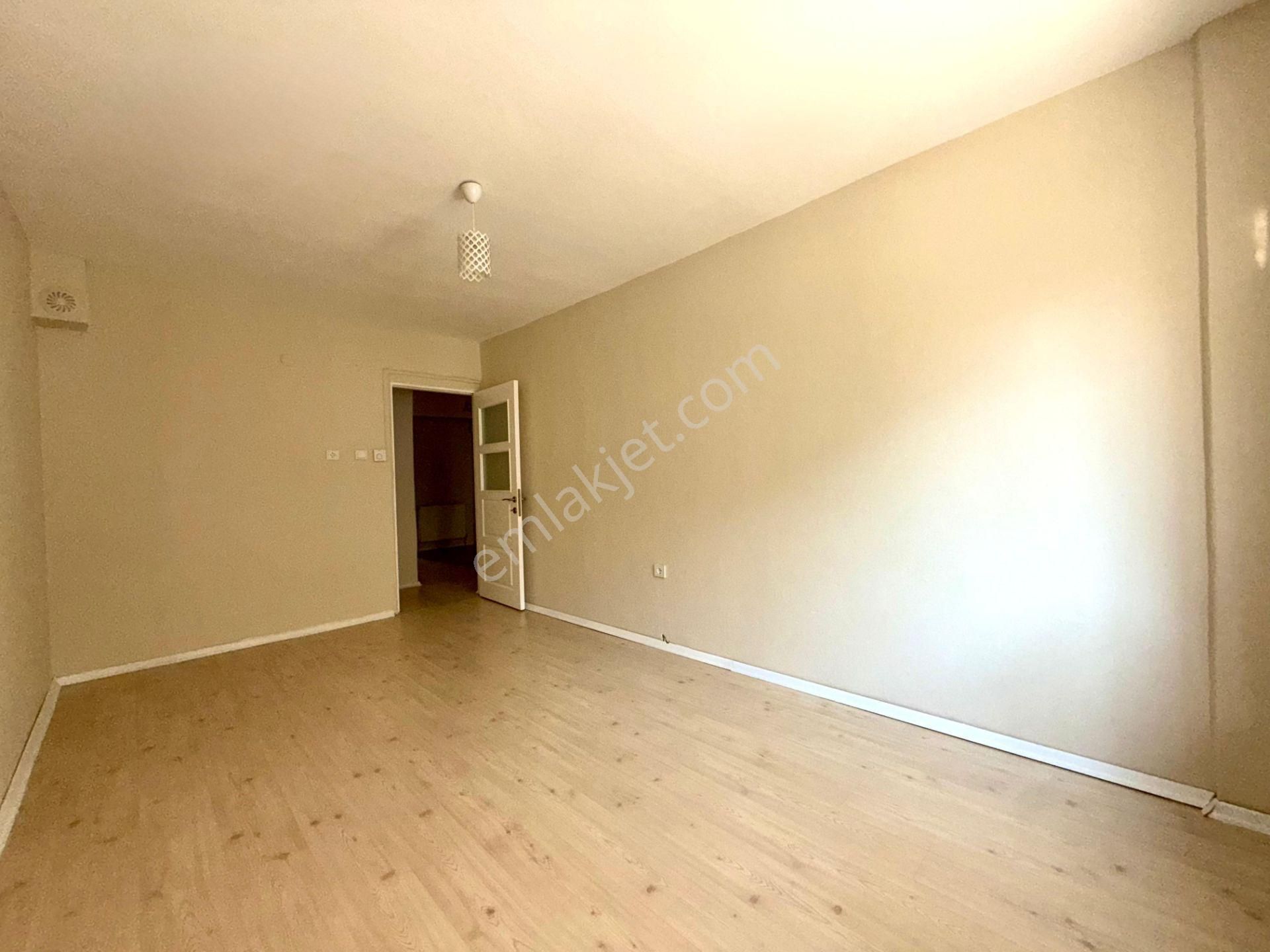 Bayraklı Osmangazi Mahallesinde Satılık 3+1 Satılık Daire - Görsel 18