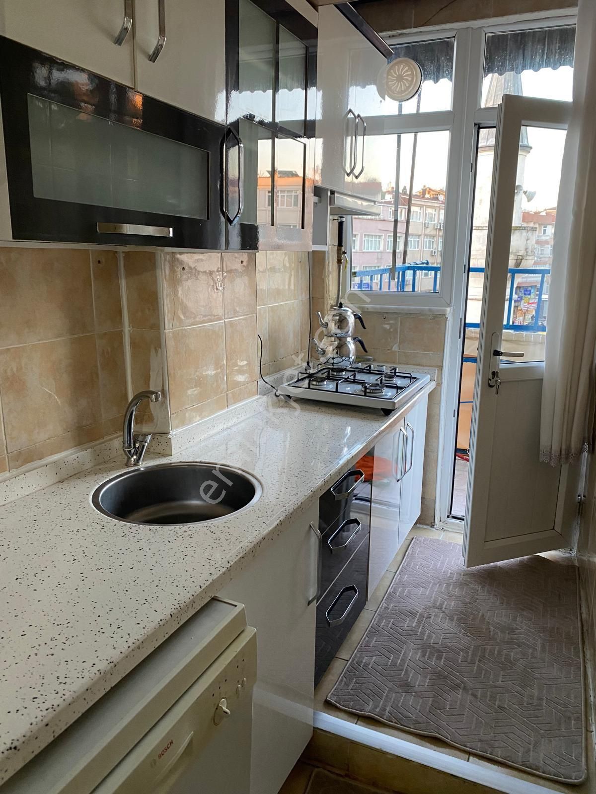 Fındıkzade Kızılelma Cad. Full Eşyalı Kiralık 1+1 - Görsel 9