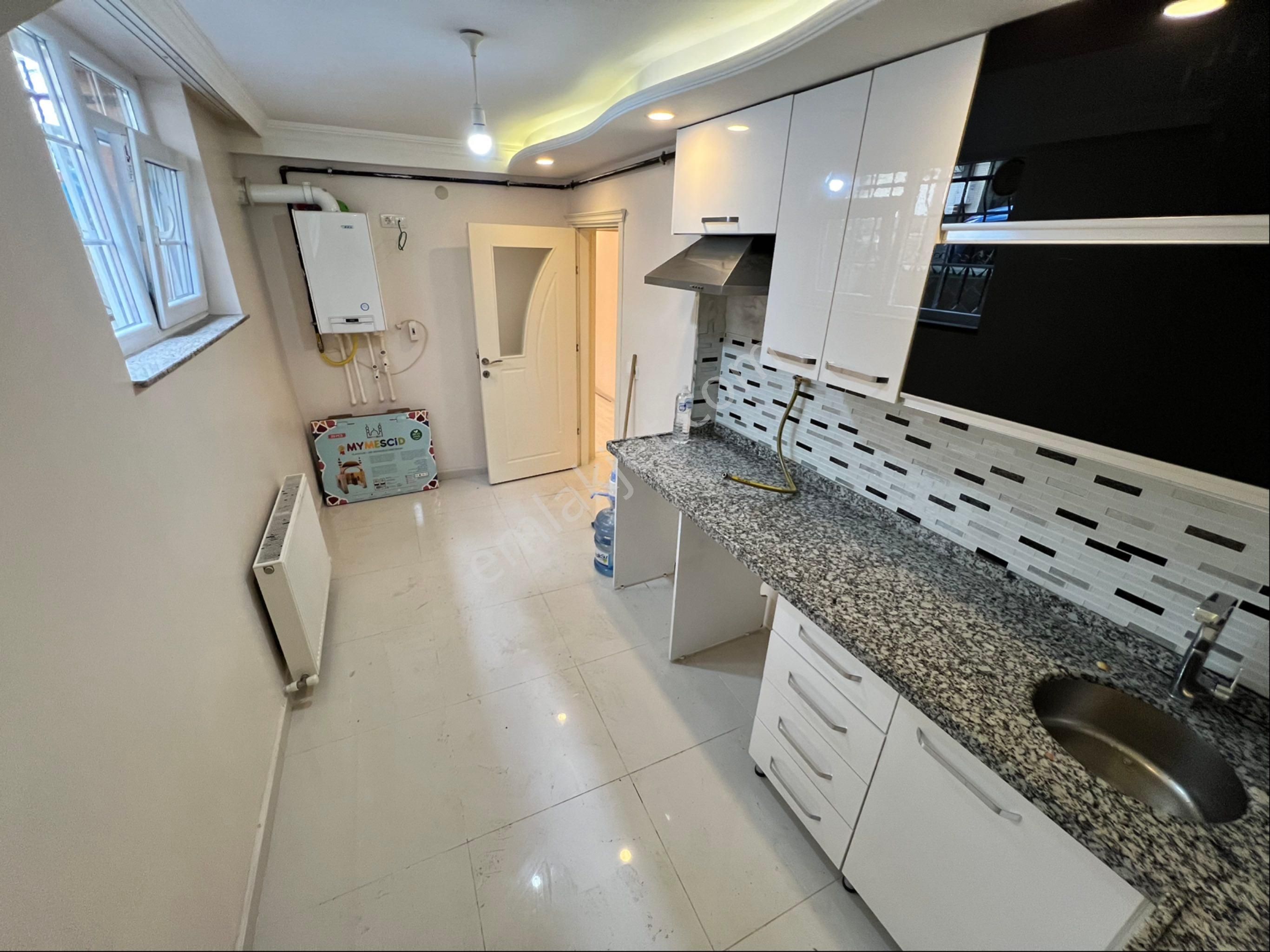 Cebeci De Merkezl Konumda 2+1 Yüksek Bahçe Katı 95m2 - Görsel 10