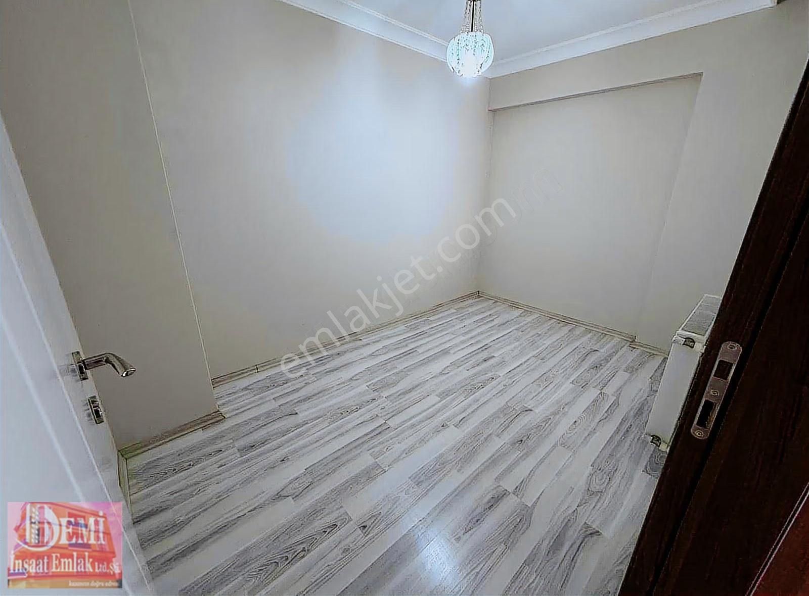 Ana Caddede Asansörlü Arakat 2+1 Cadde Manzaralı Daire - Görsel 27