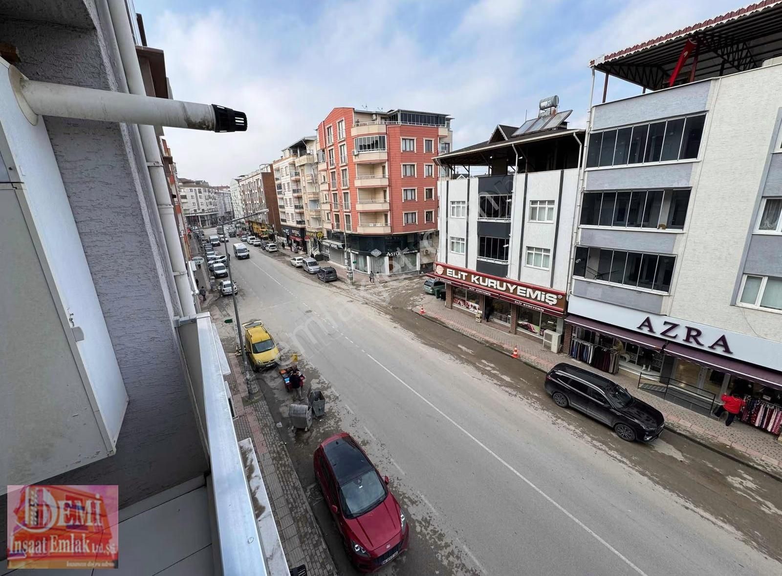 Ana Caddede Asansörlü Arakat 2+1 Cadde Manzaralı Daire - Görsel 4