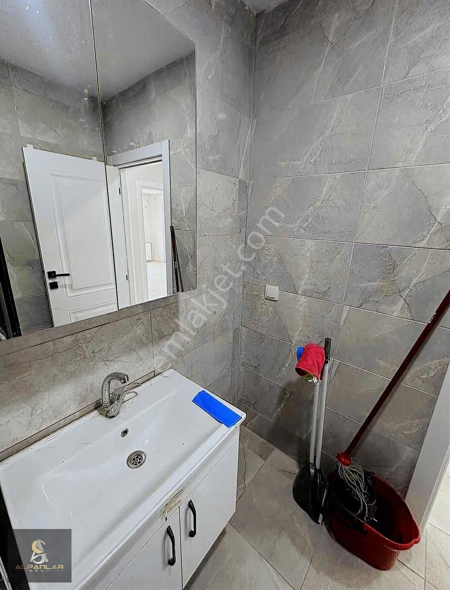 İstasyon Mah 1+1 Kiralık Cadde Üzeri Sıfır 1.kat Daire - Görsel 32