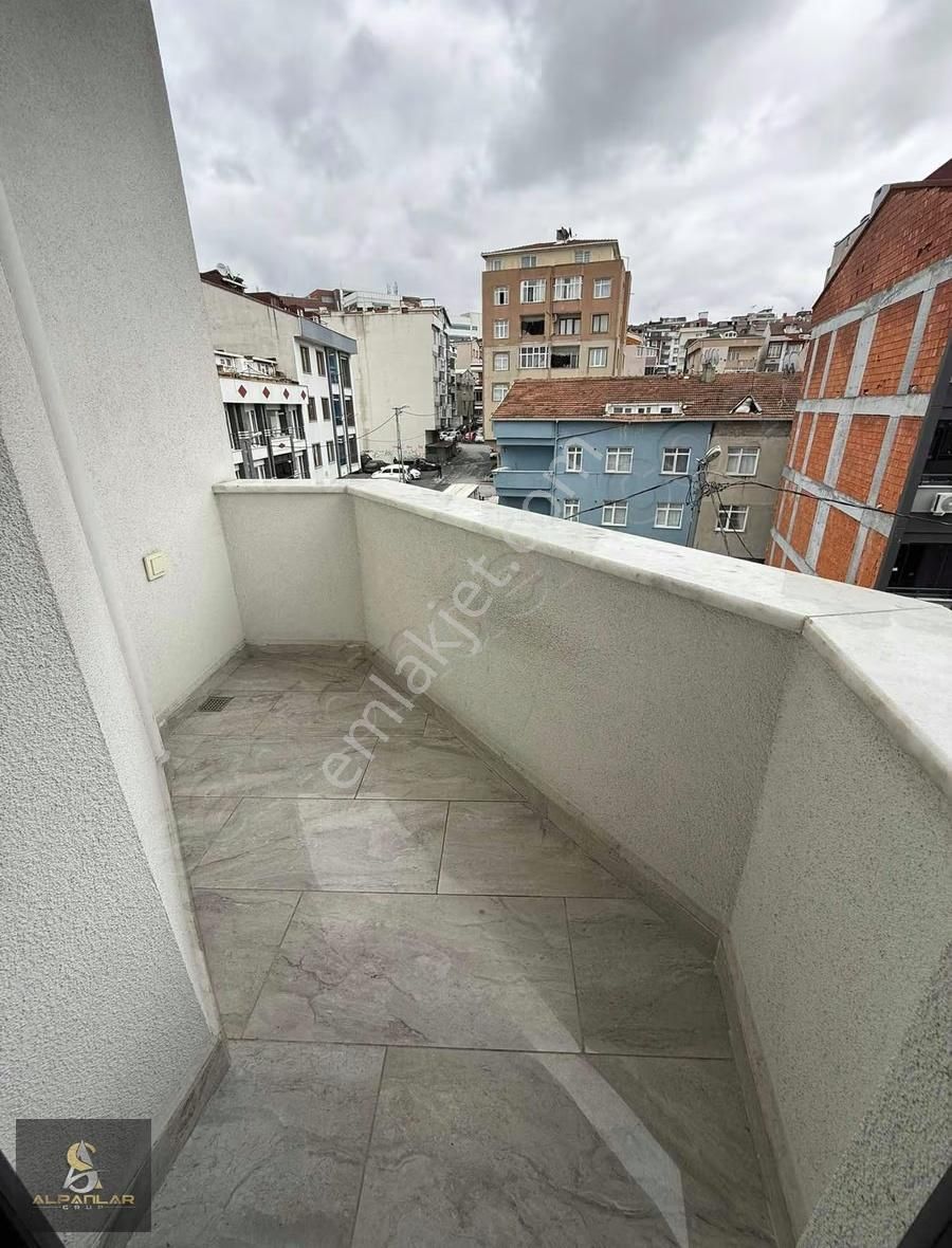 İstasyon Mah. 3+2 Kiralık 160m2 Dubleks Daire - Görsel 14