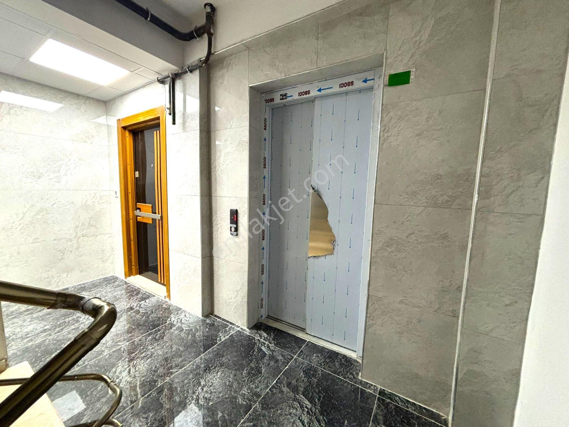 **eryıldız İnşaat'tan**acilll Trepaş Yanı Çarşı İçinde İskanlı Lüks 1+1 - Görsel 32