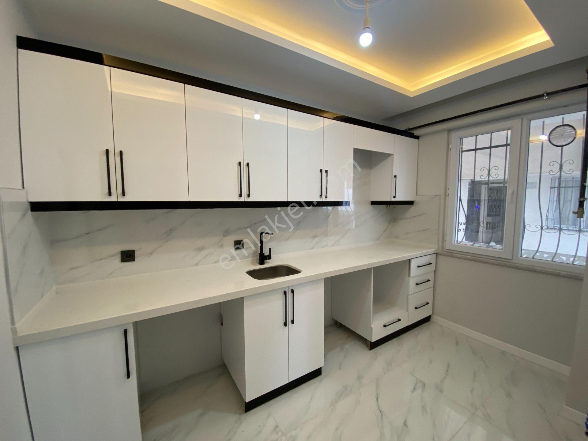 **eryıldız Emlak'tan**kapaklı Atatürk Mah.oturuma Hazır Kiralık 2+1 Yüksek Giriş - Görsel 2