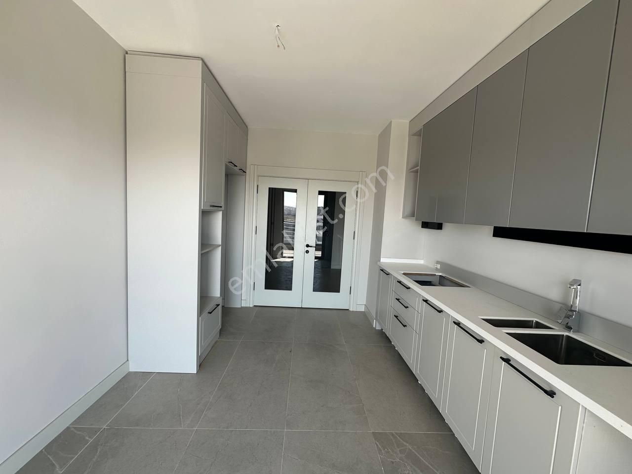 Saraycık Bordro Prestij'de Panoramik Manzaralı Kiralık 3+1 Daire - Görsel 12