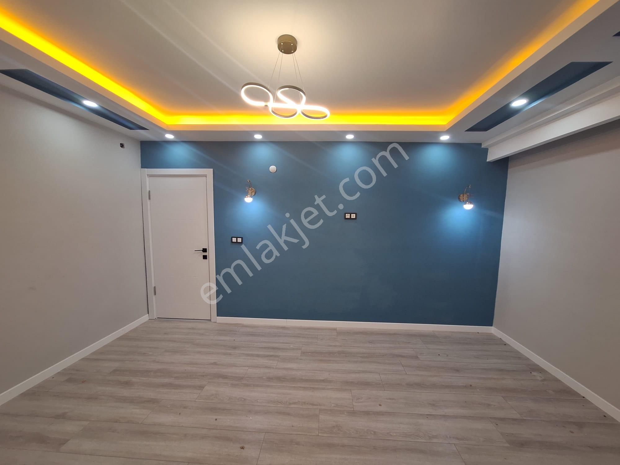 **eryıldız Gayrimenkul'den**gültepe Mah.iskanlı 2+1 Y.giriş Ön Cephe - Görsel 2