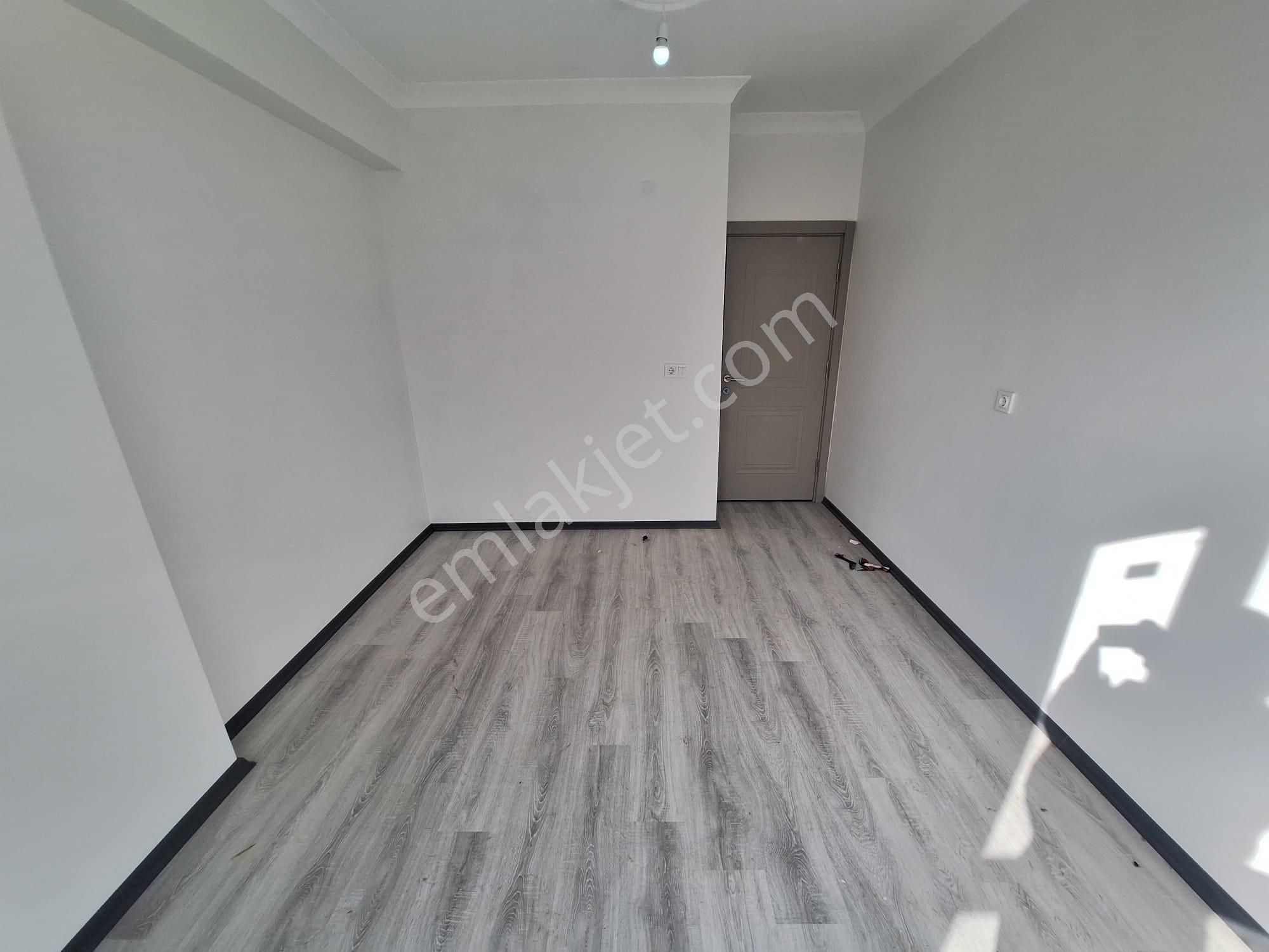 **eryıldız Gayrimenkul'den**bahçelievler Mah.merkezde Lüks 2+1 Daire Fuul Güney Cephe - Görsel 17