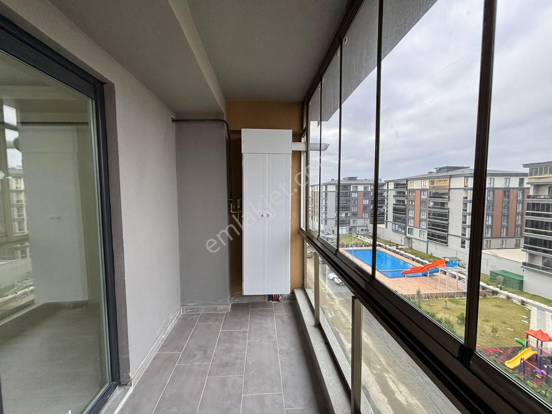 **eryıldız Emlak'tan**hepy Life 2 Sitesinde**7/24 Güvenlikli Havuzlu,hamam & Saunalı Ultra Lüks 1+1 - Görsel 6