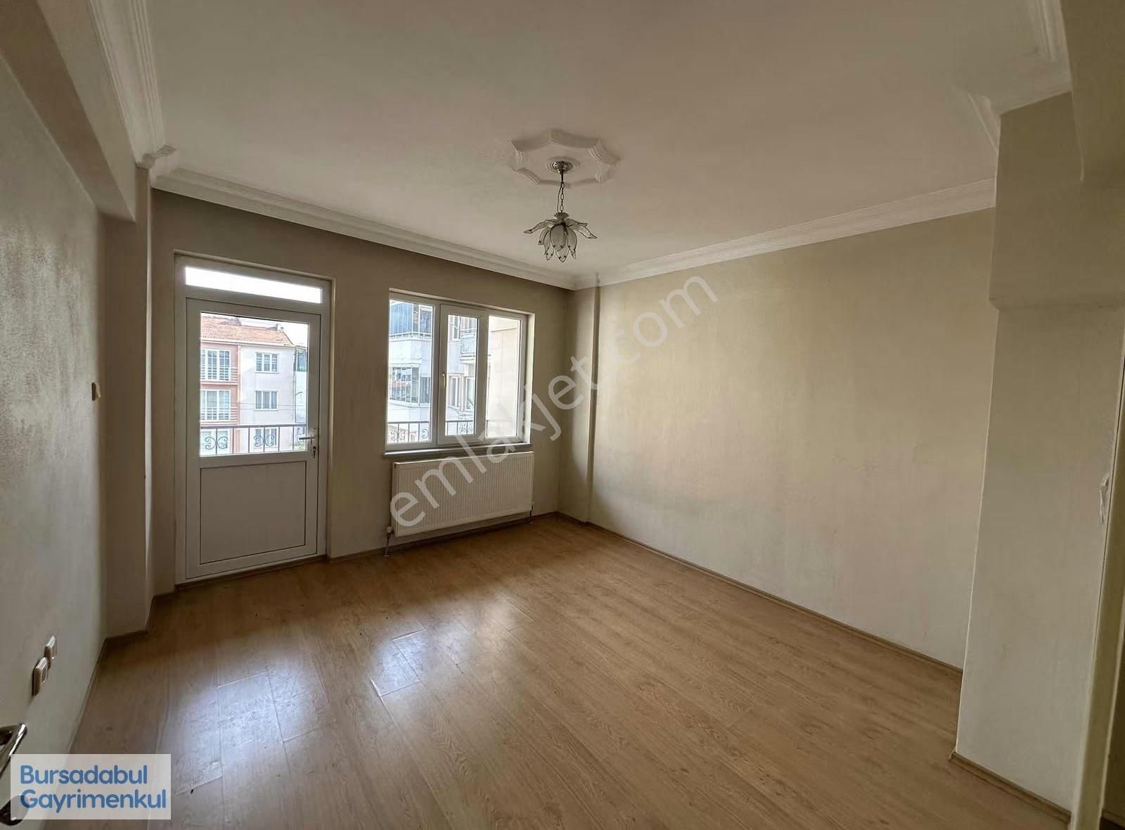 Bursadabul'dan Yunusemre Mah. 120 M2 Ferah 2+1 - Görsel 12