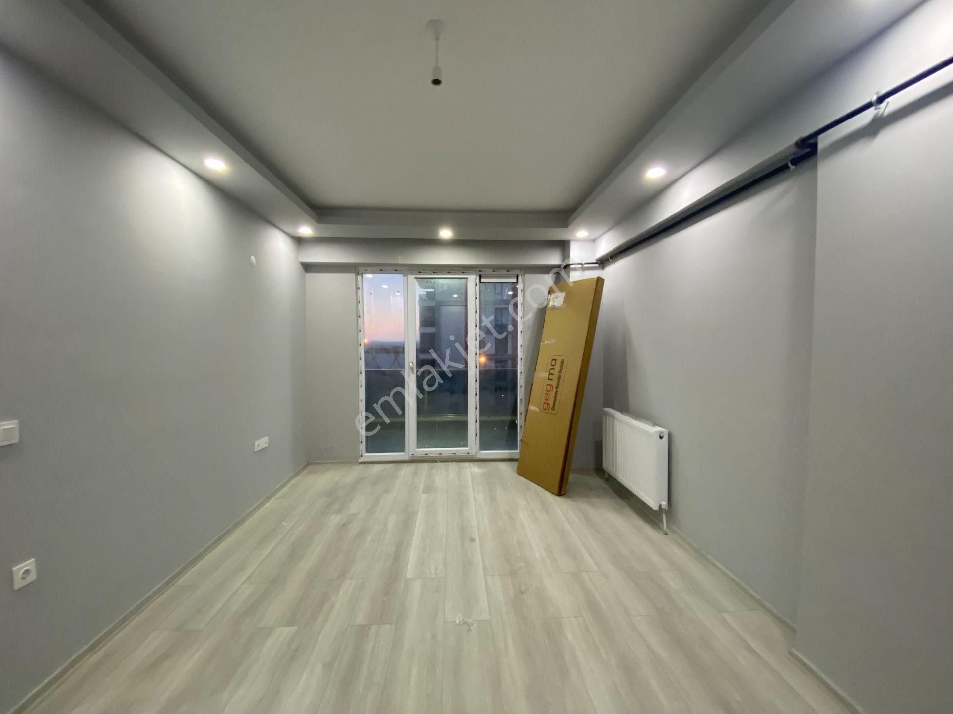 **eryıldız Gayrimenkul'den Doğaşehir 2 Sitesinde Acill Kiralık 1+1 Daire 3.kat Ön Cephe - Görsel 20