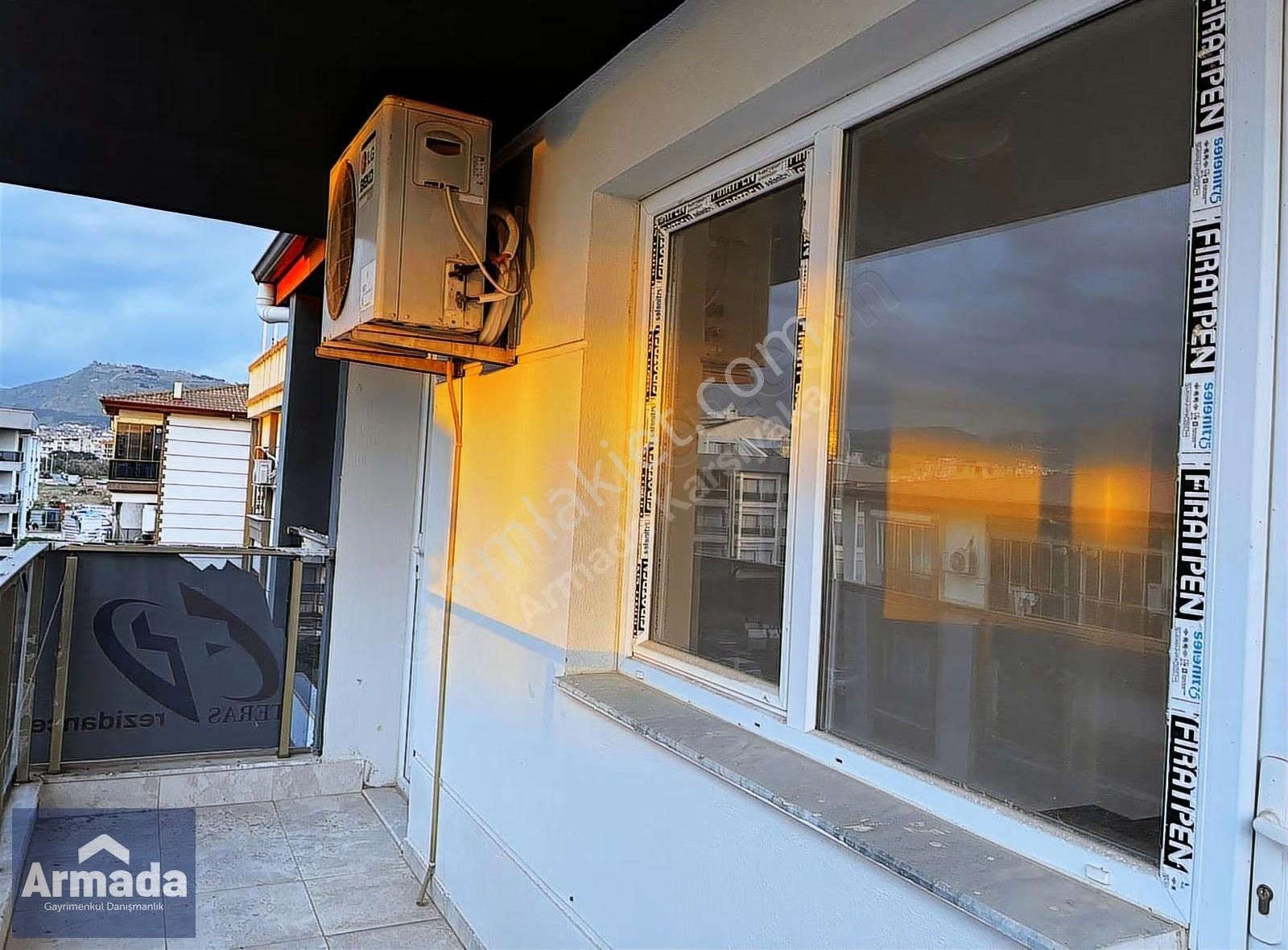 İzmir Bergama Atatürk Mahallesinde Kiralık 2+1 Daire - Görsel 2