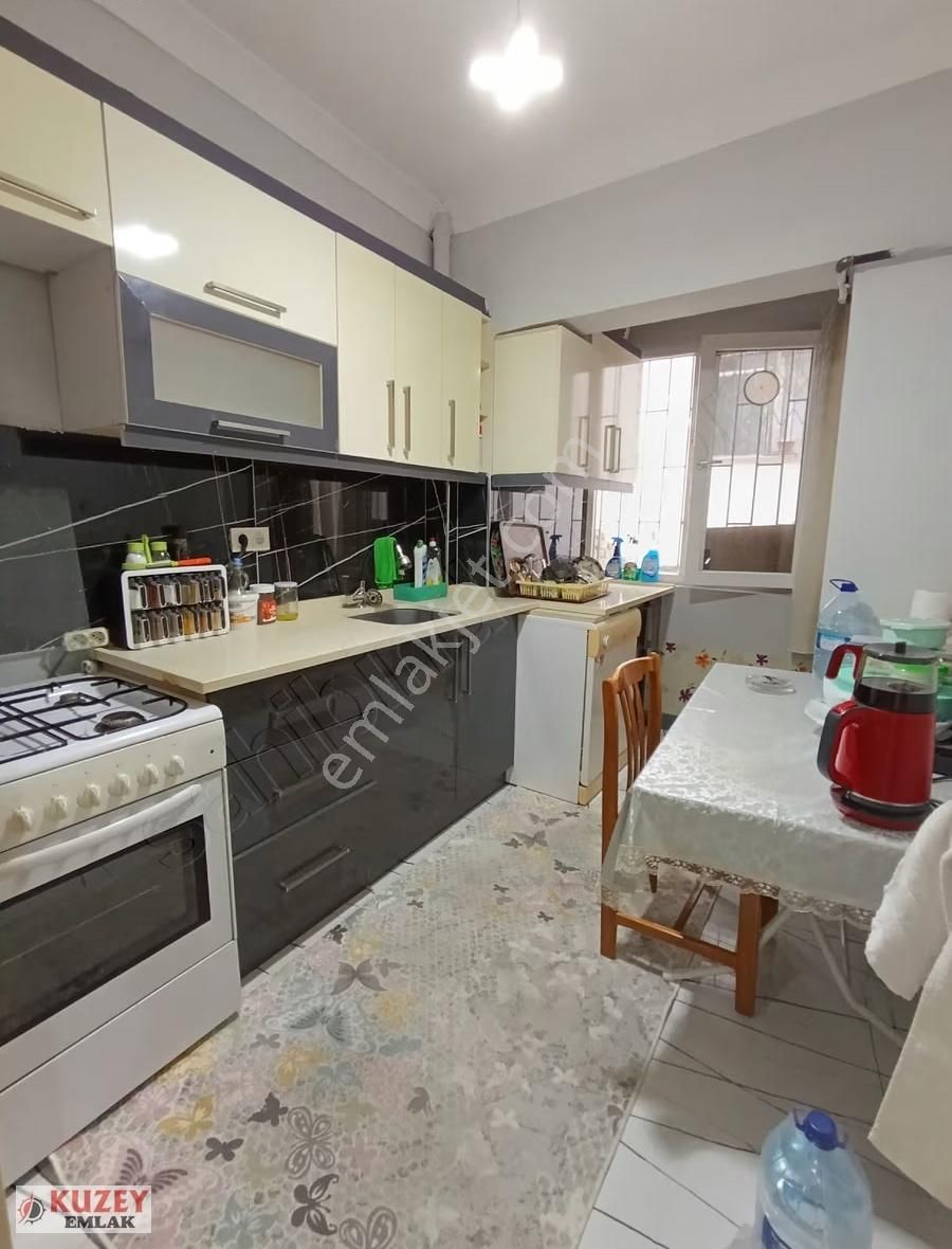 Kuzey Emlak'tan Metroya Yakın 2+1 Ful Yapılı Balkonlu Giriş Kat - Görsel 9