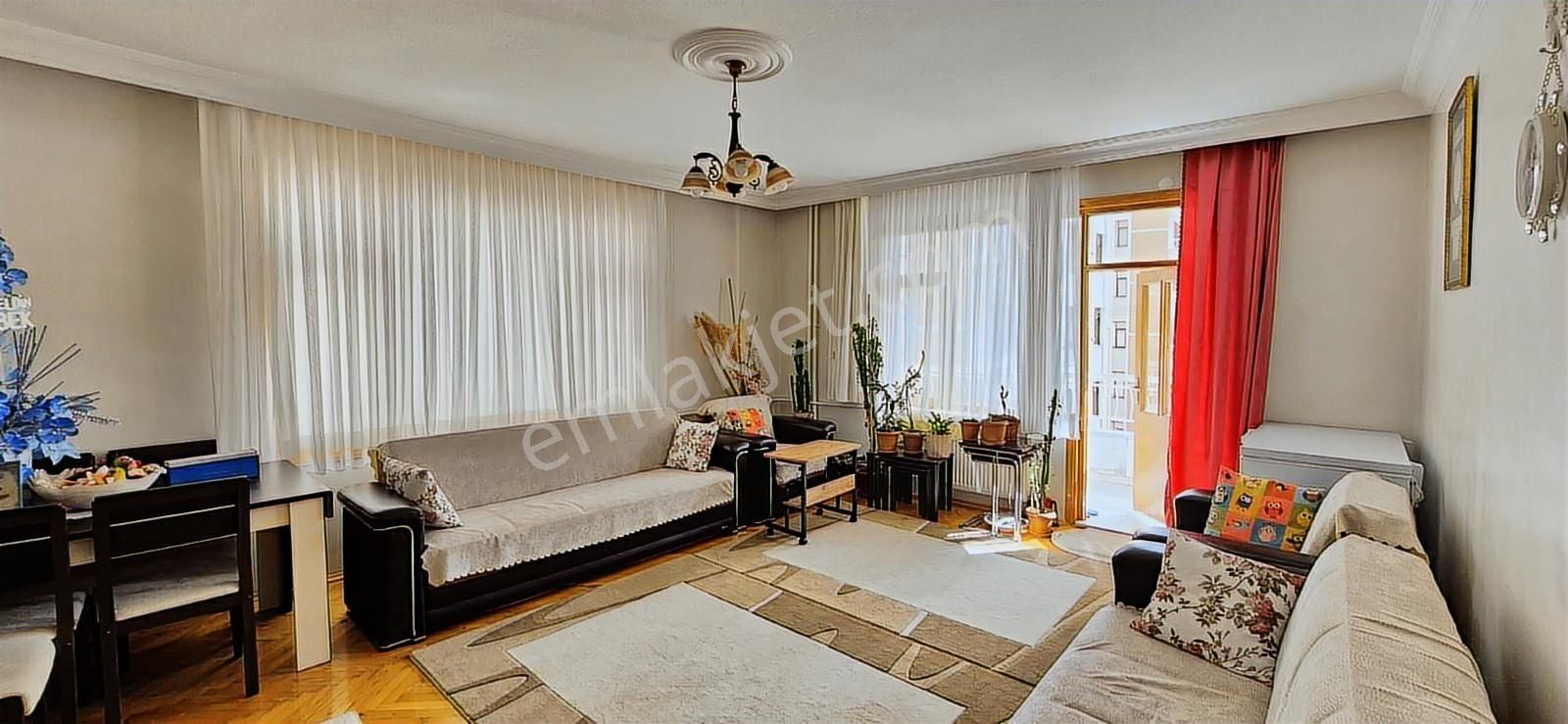 Akıncılar Mah.satılık Site İçi 3+1 Ara Kat Daire - Görsel 7