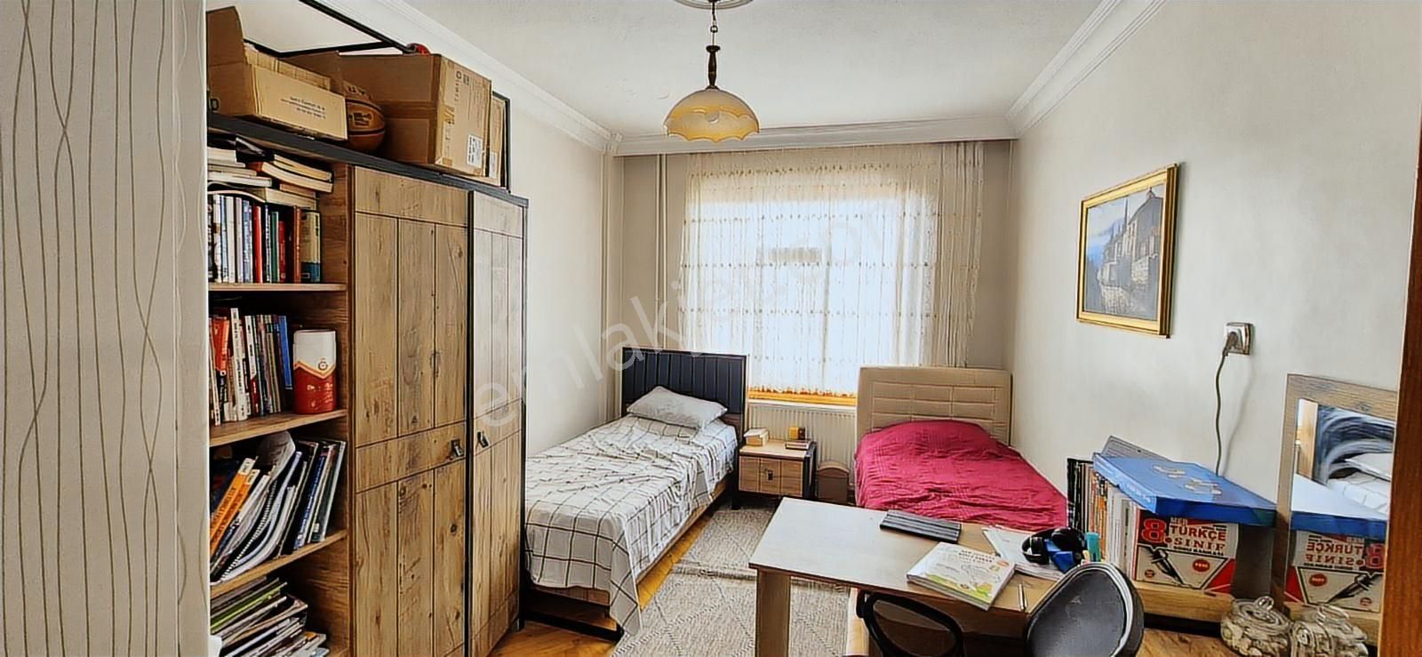 Akıncılar Mah.satılık Site İçi 3+1 Ara Kat Daire - Görsel 9