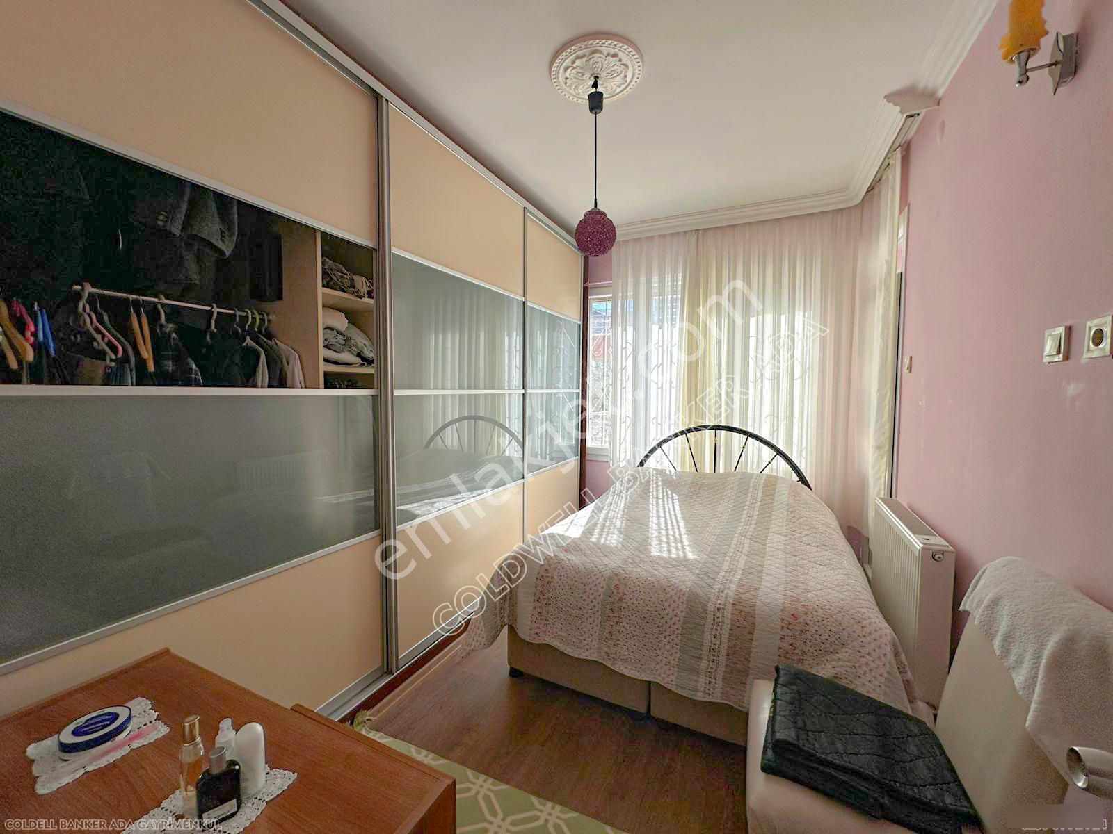 Kuşadası Marinada Müstakil Bahçeli 4+1 Villa - Görsel 19