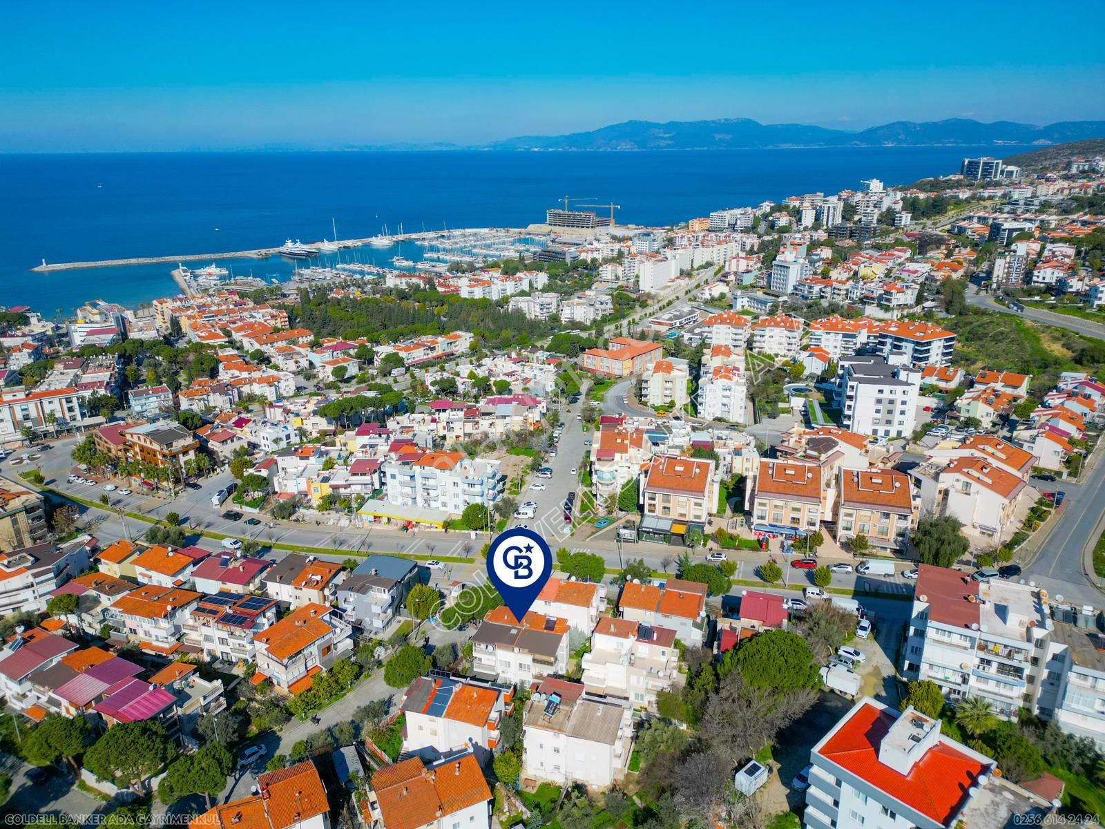 Kuşadası Marinada Müstakil Bahçeli 4+1 Villa - Görsel 2
