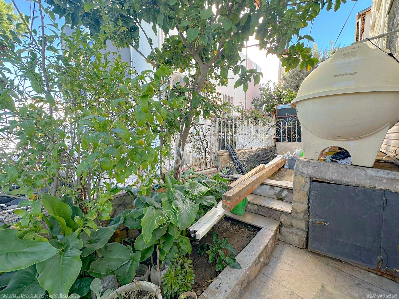 Kuşadası Marinada Müstakil Bahçeli 4+1 Villa - Görsel 8