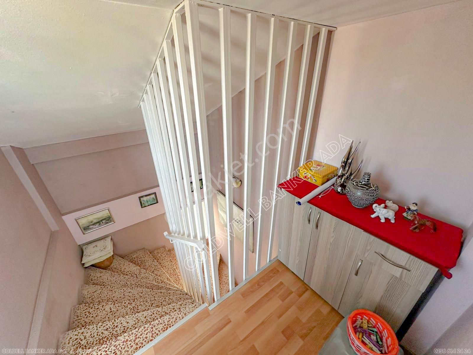 Kuşadası Marinada Müstakil Bahçeli 4+1 Villa - Görsel 35