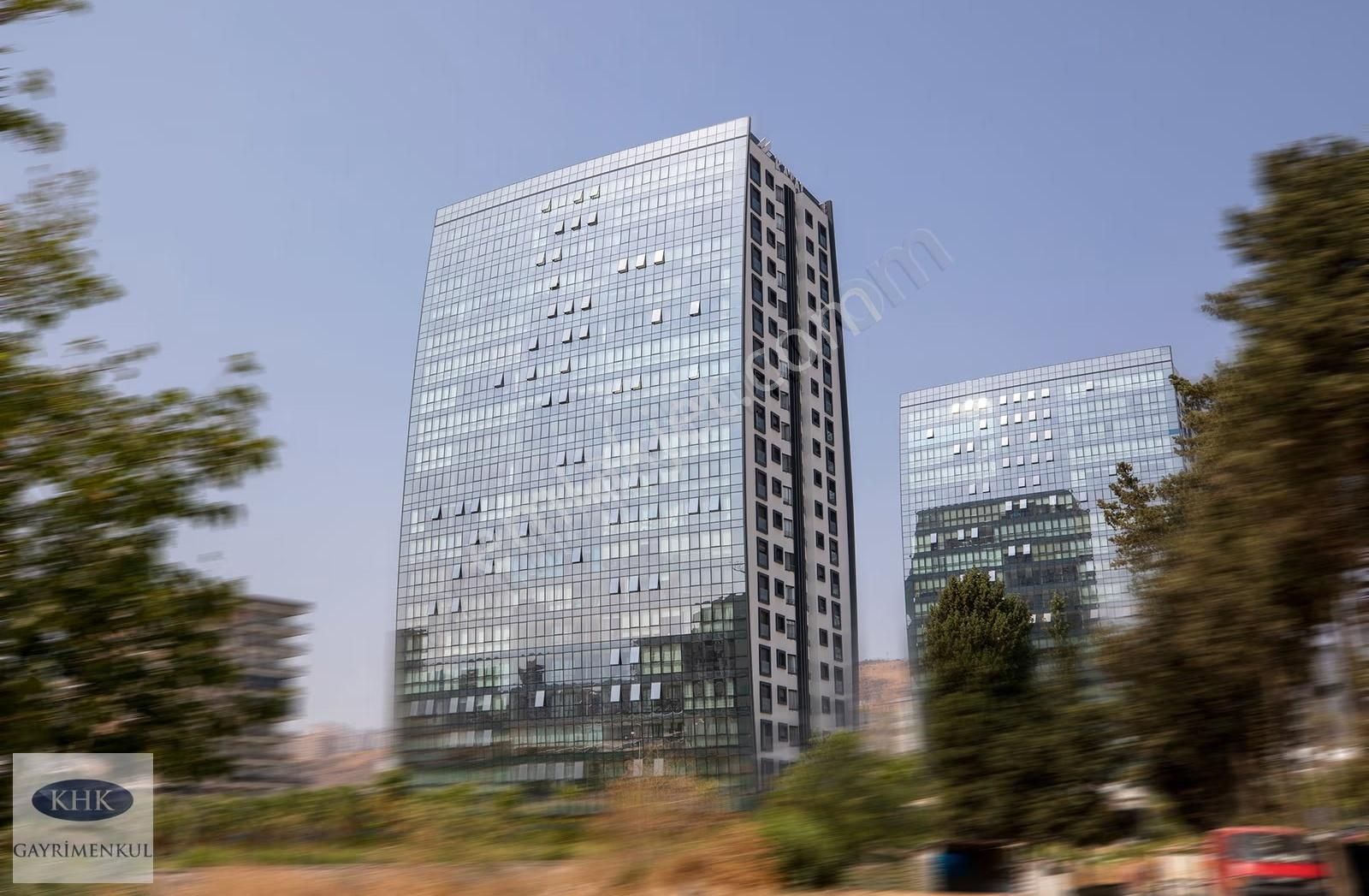 Aypark Residence Karşıyakada Lüks 3+1 Kiralık Ara Kat Daire - Görsel 9