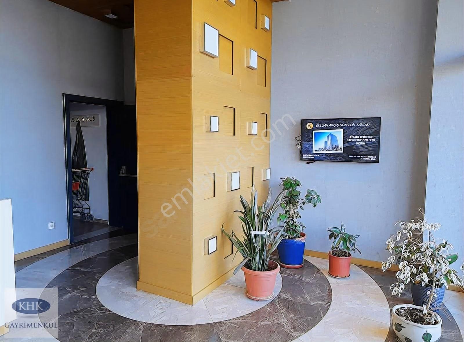 Aypark Residence Karşıyakada Lüks 3+1 Kiralık Ara Kat Daire - Görsel 22