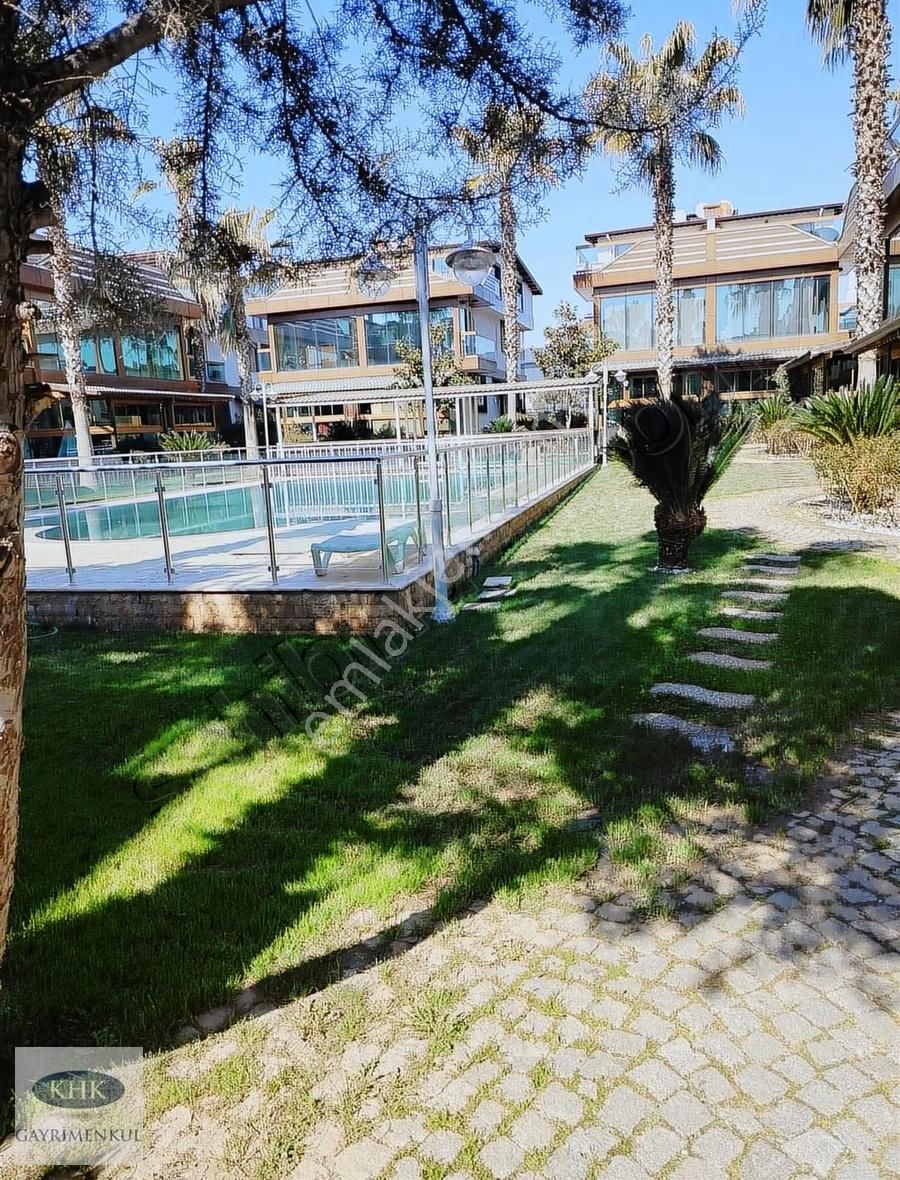 Menderes Merkezde Satılık 4+1 Site İçi Satılık Tripleks Villa - Görsel 28